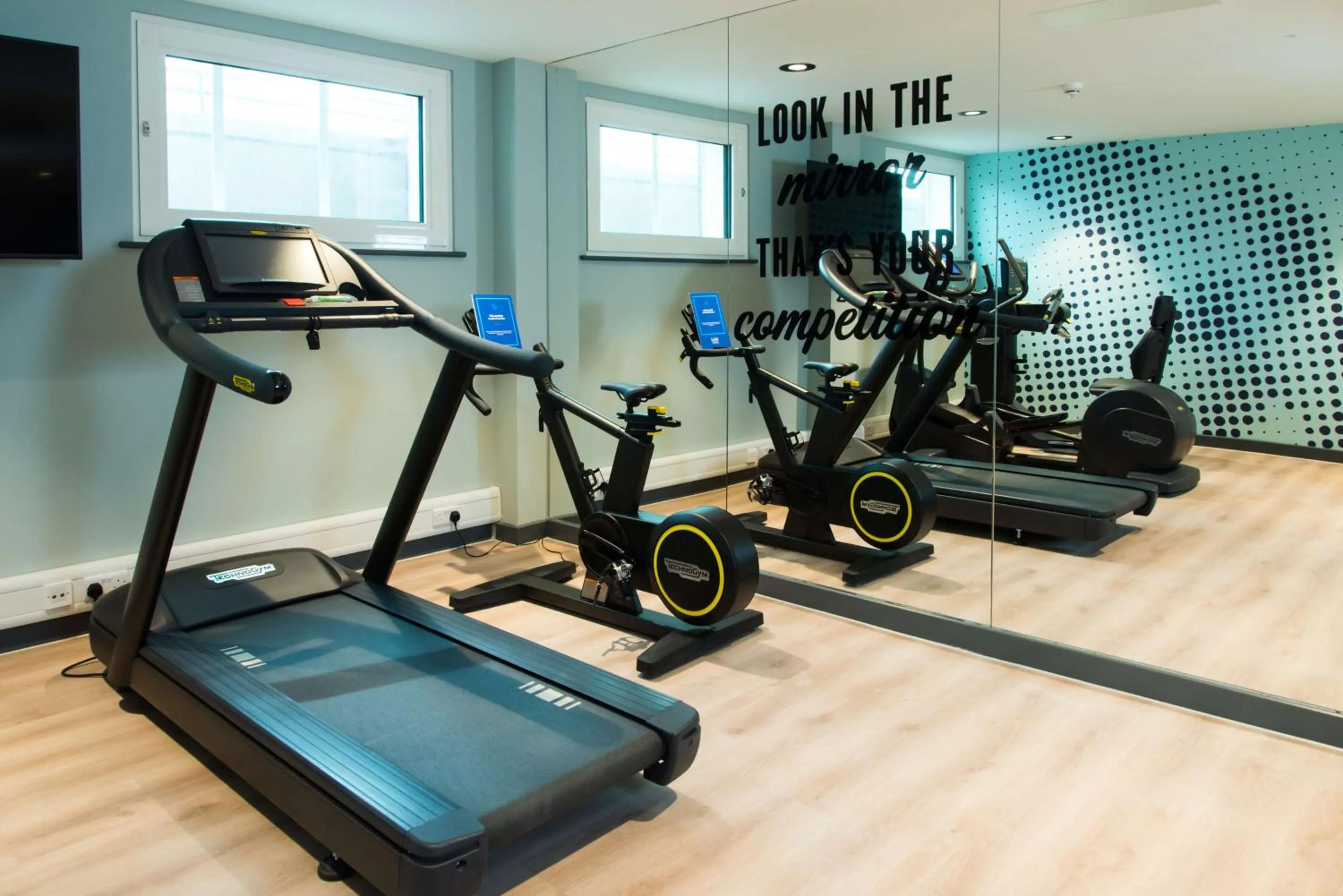 Fitness centre/facilities in Hampton by Hilton London Park Royal
