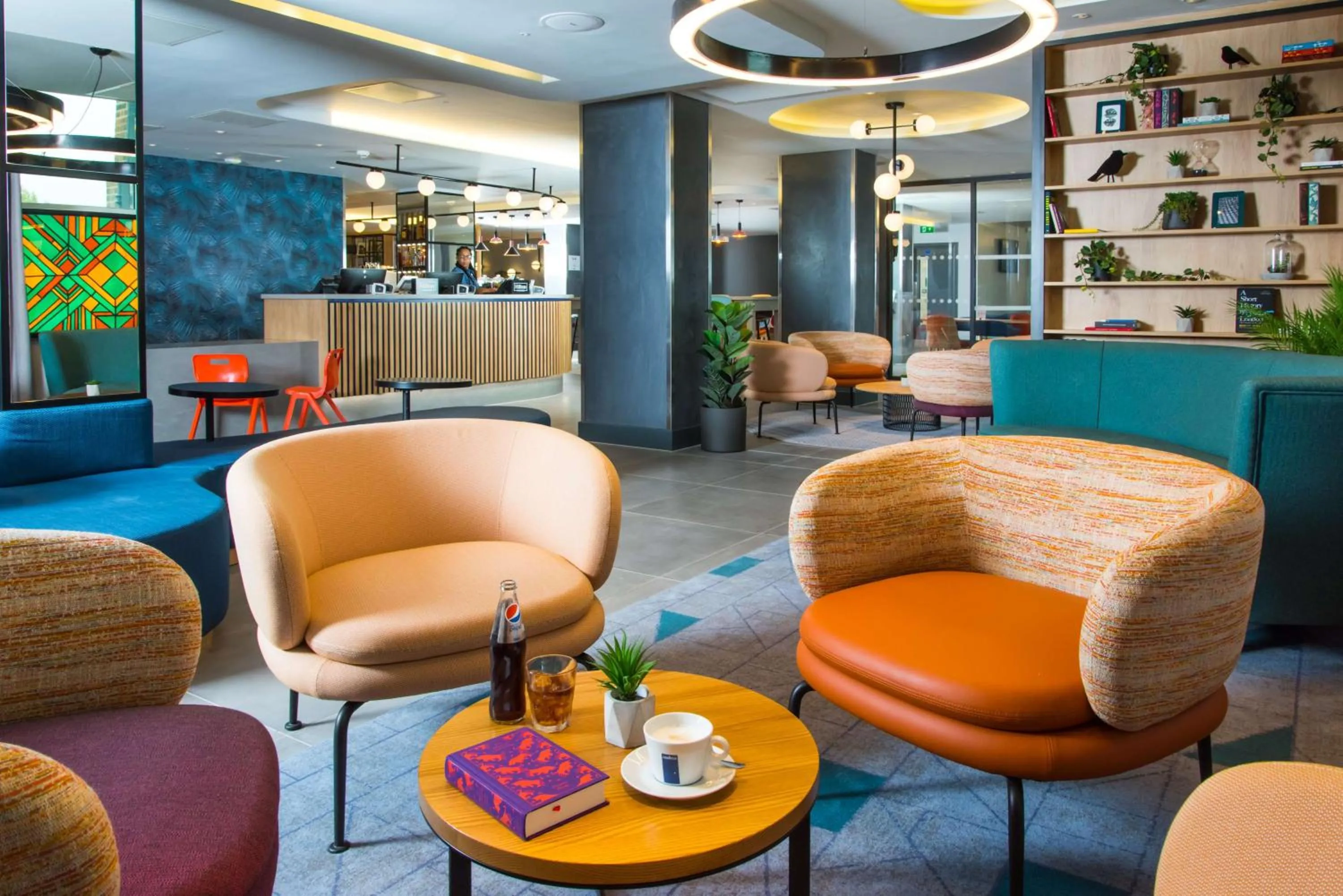 Lobby or reception in Hampton by Hilton London Park Royal