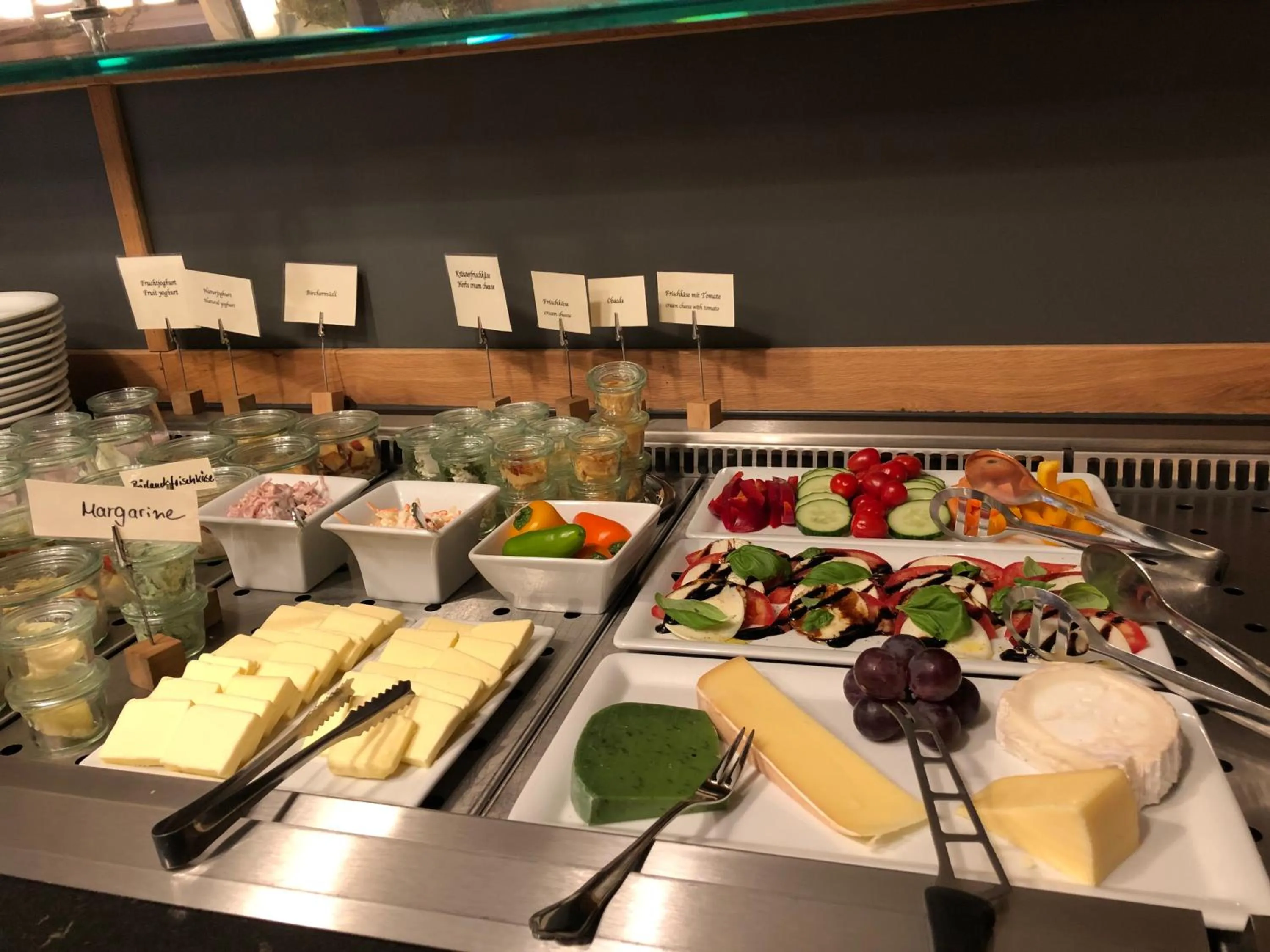 Breakfast in Hotel garni Alpengruss