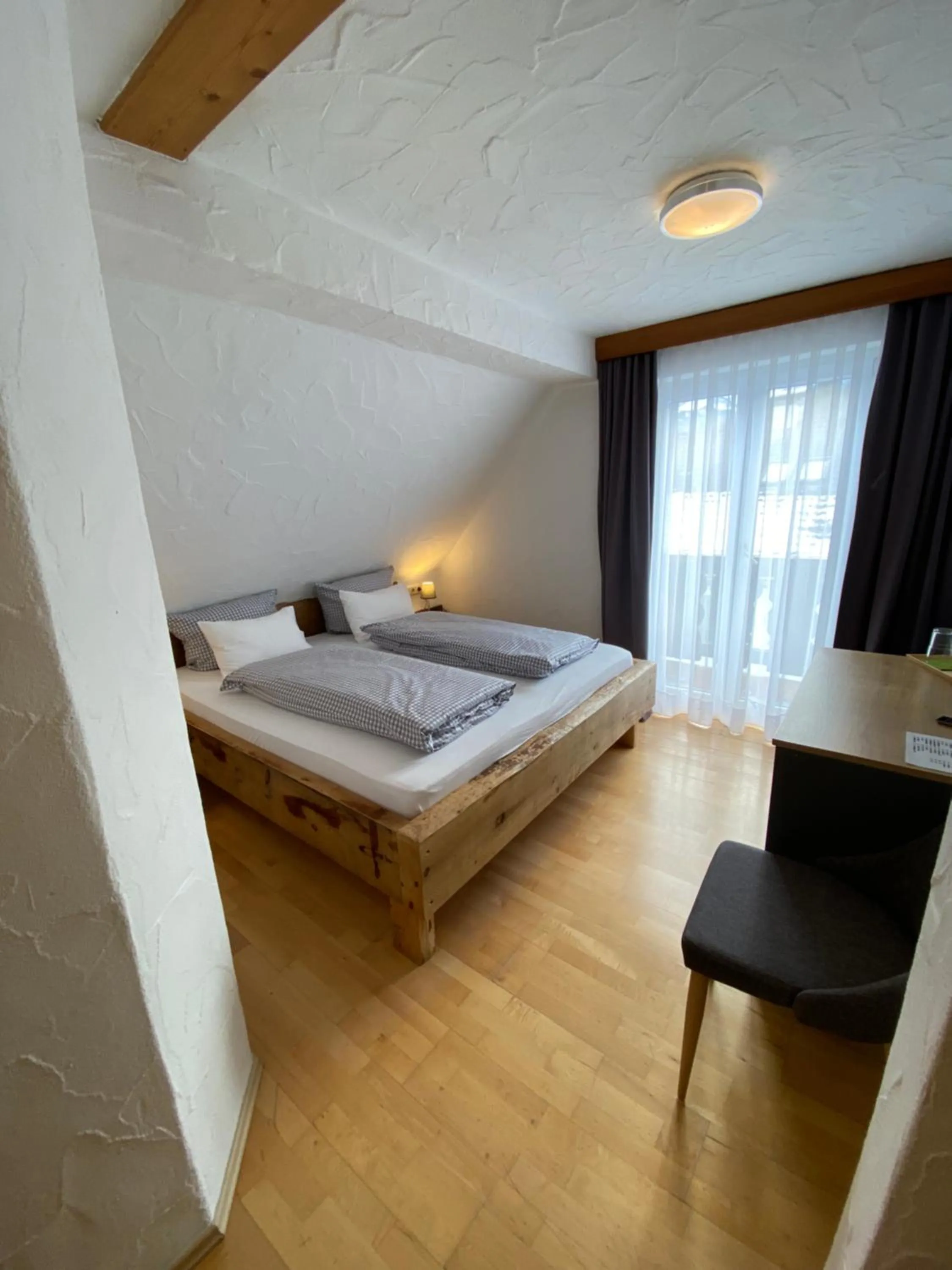 Photo of the whole room, Bed in Hotel garni Alpengruss