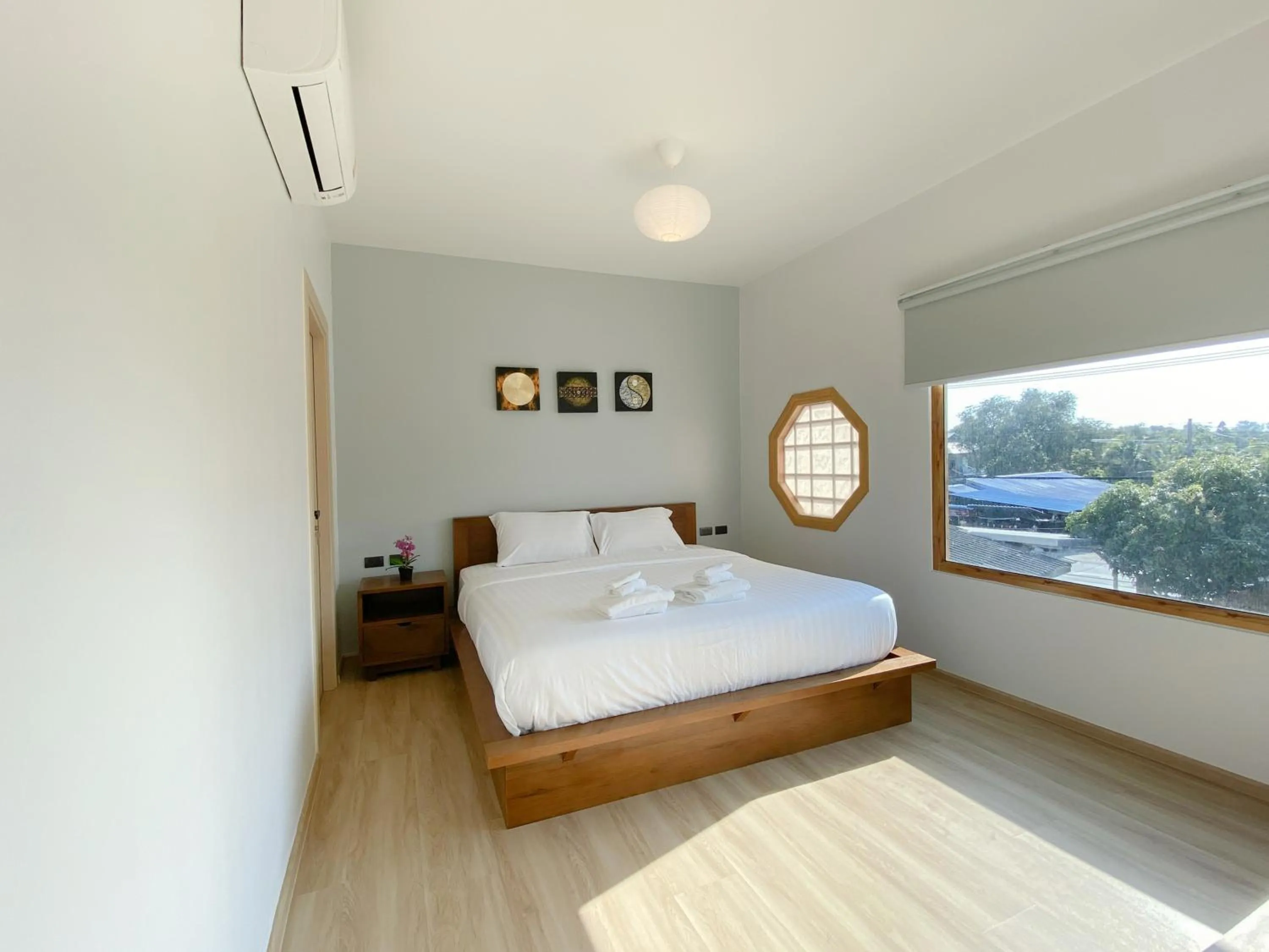 Bed in Wayla Villa@Maikhaobeach