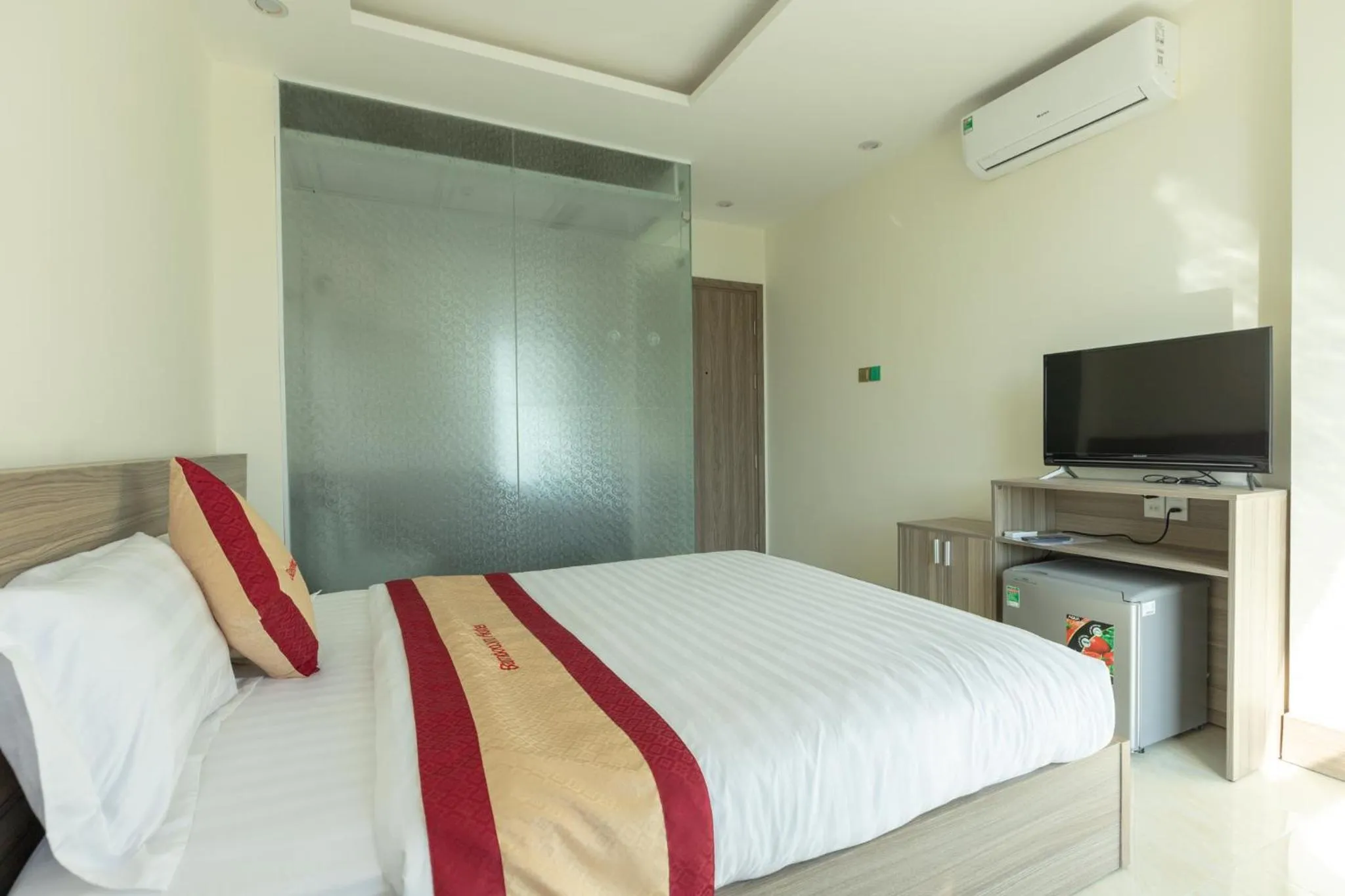 Bedroom, Bed in Bamboo Hotel