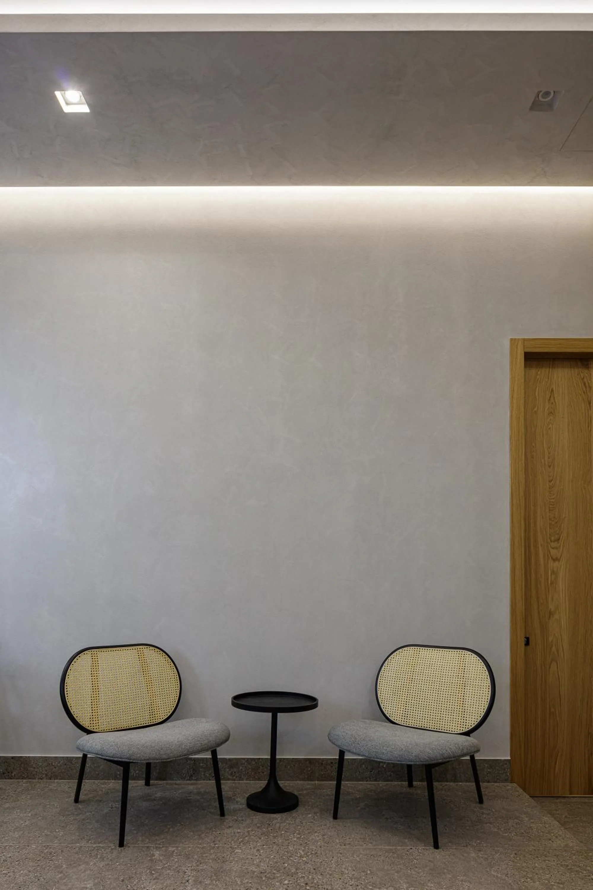 Seating area in North Coast Seaside Suites