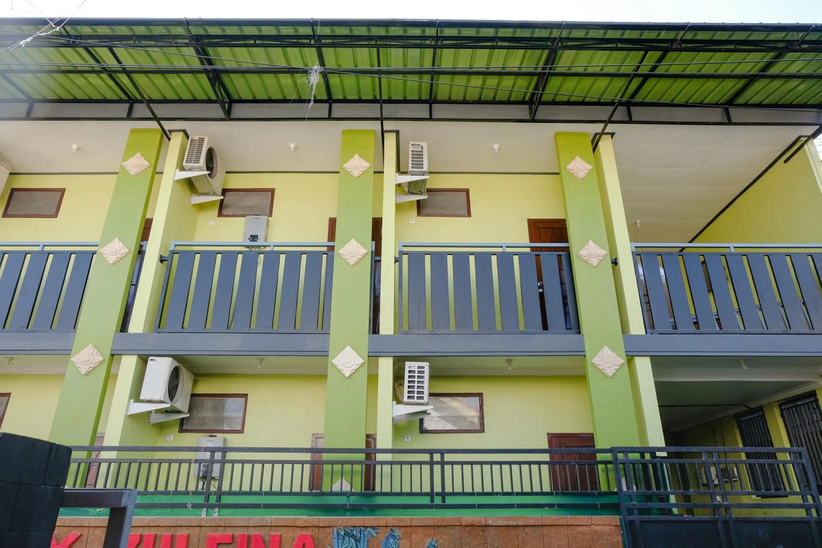 Property building in Zulfina Homestay Syariah Mitra RedDoorz