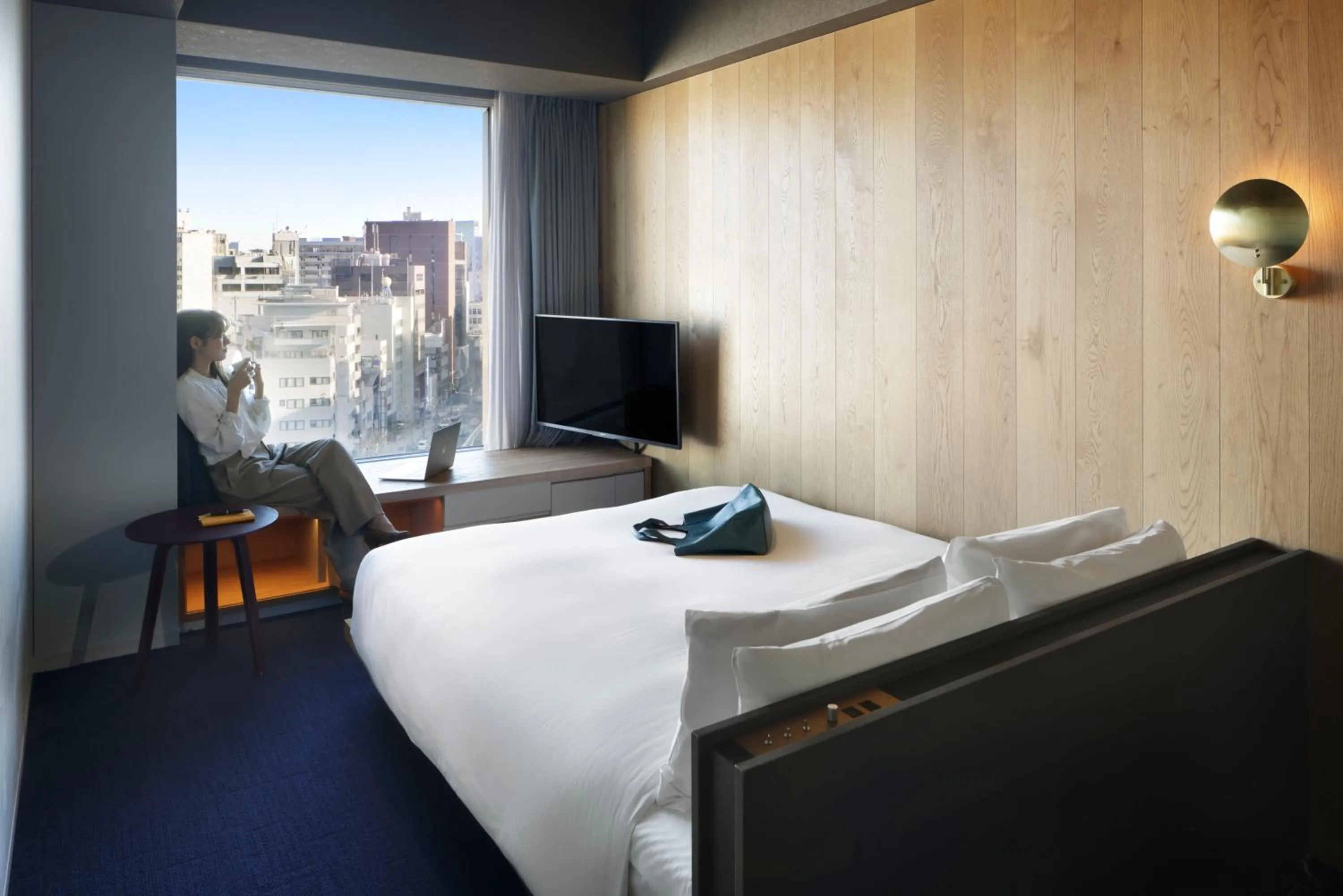 Photo of the whole room, Bed in sequence MIYASHITA PARK - Shibuya