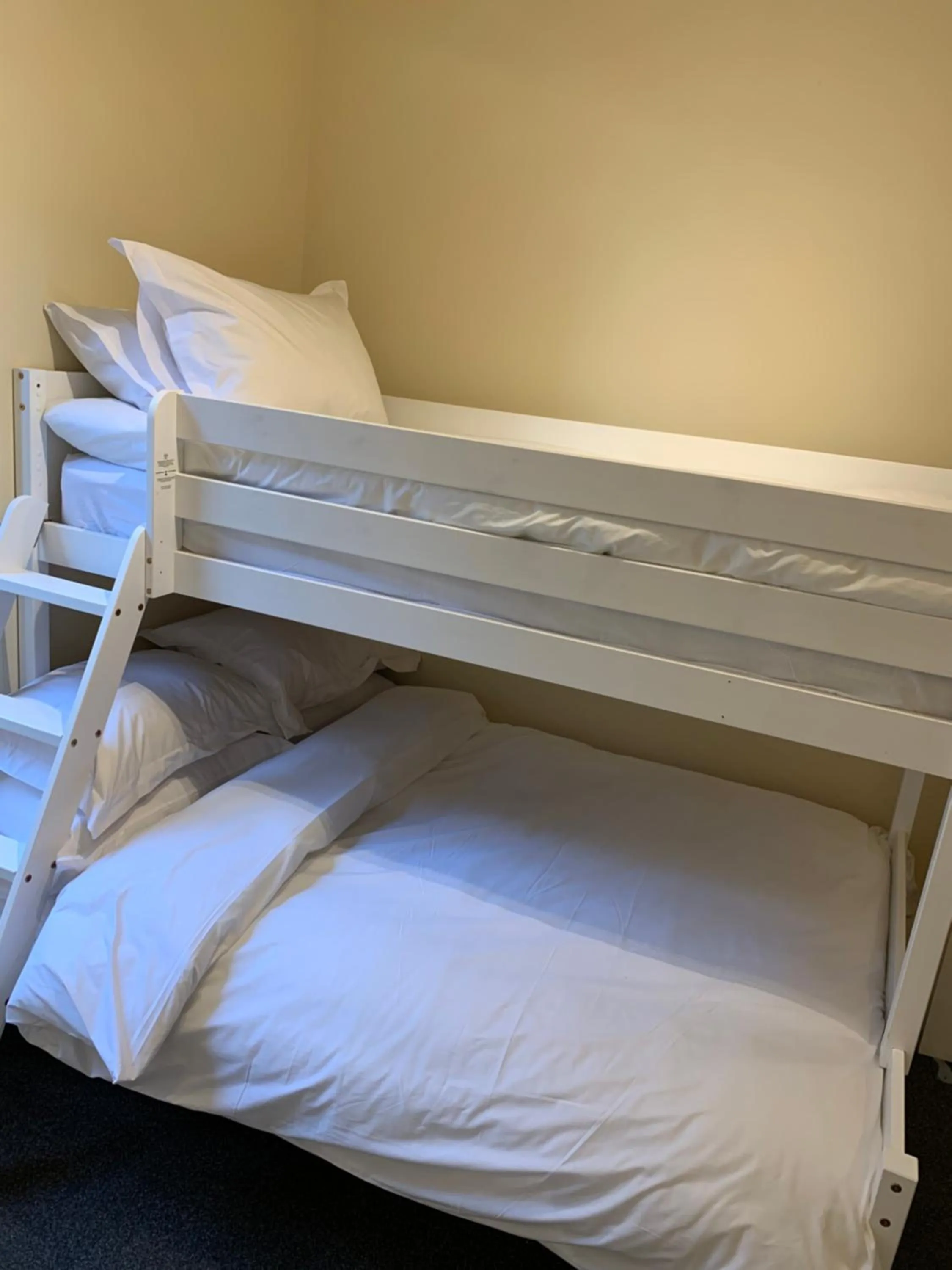 Bed in Royal Oak Hotel