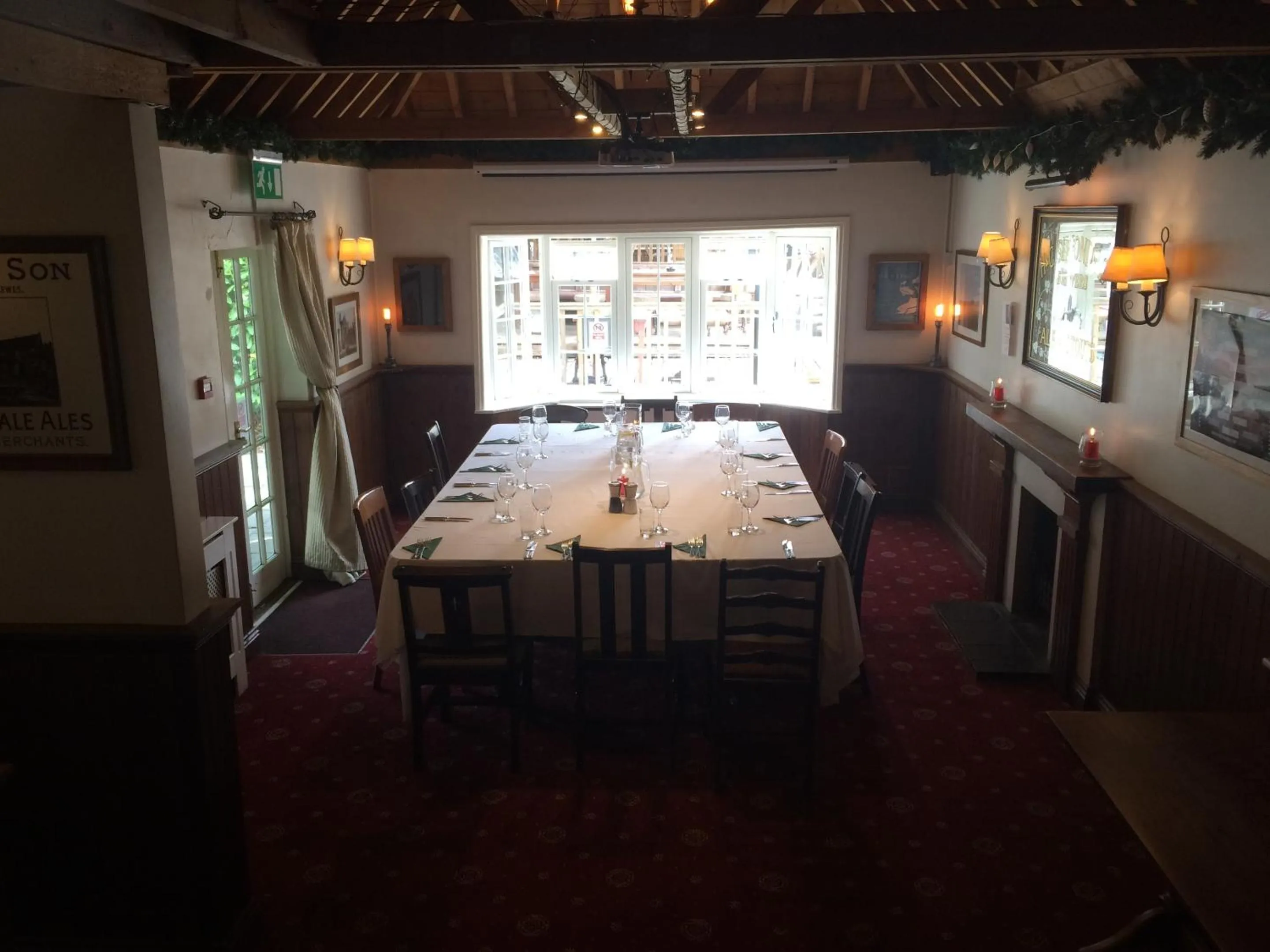 Dining area in The Wheatsheaf Inn