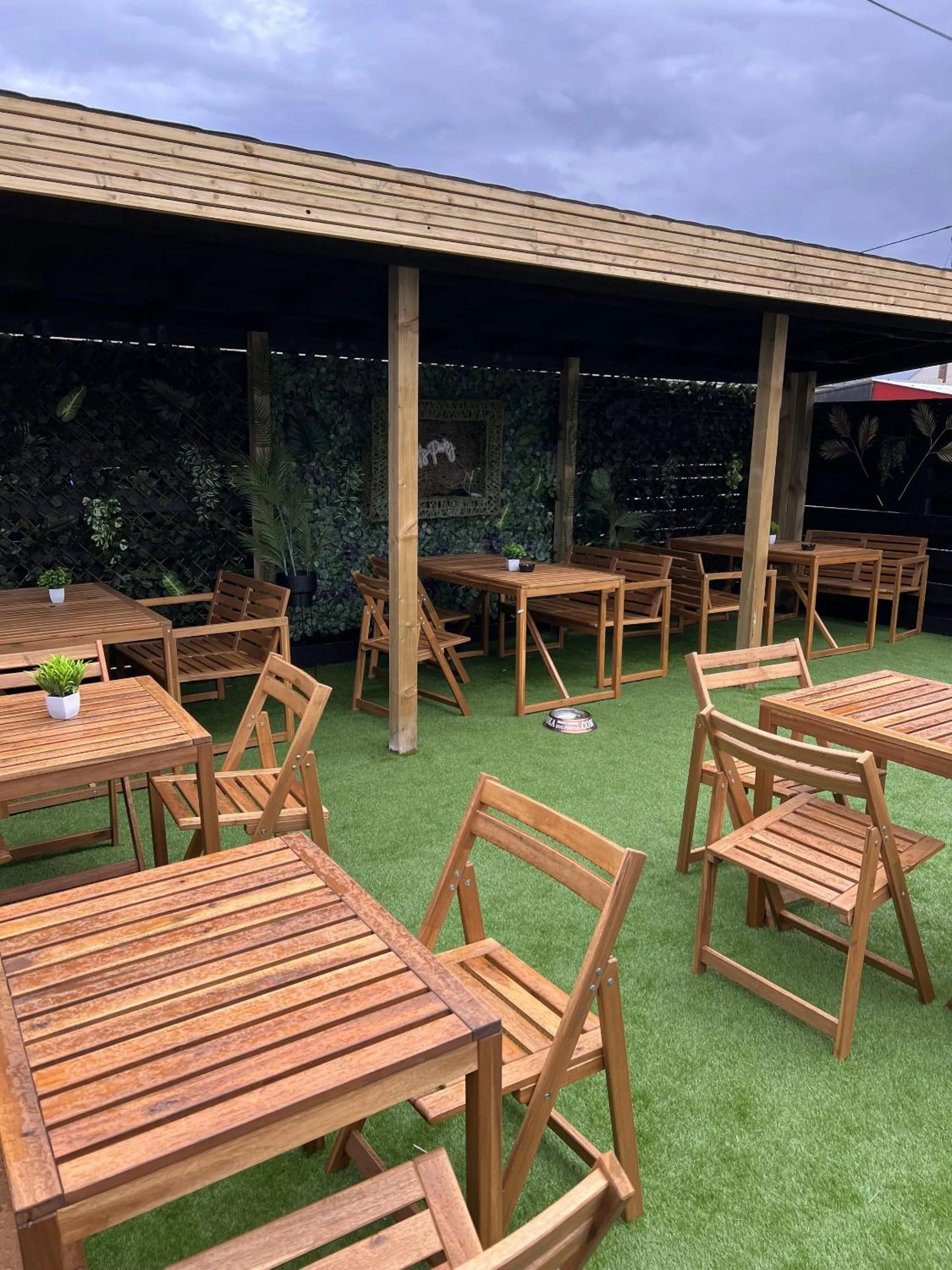 Garden in The Glendevon Hotel