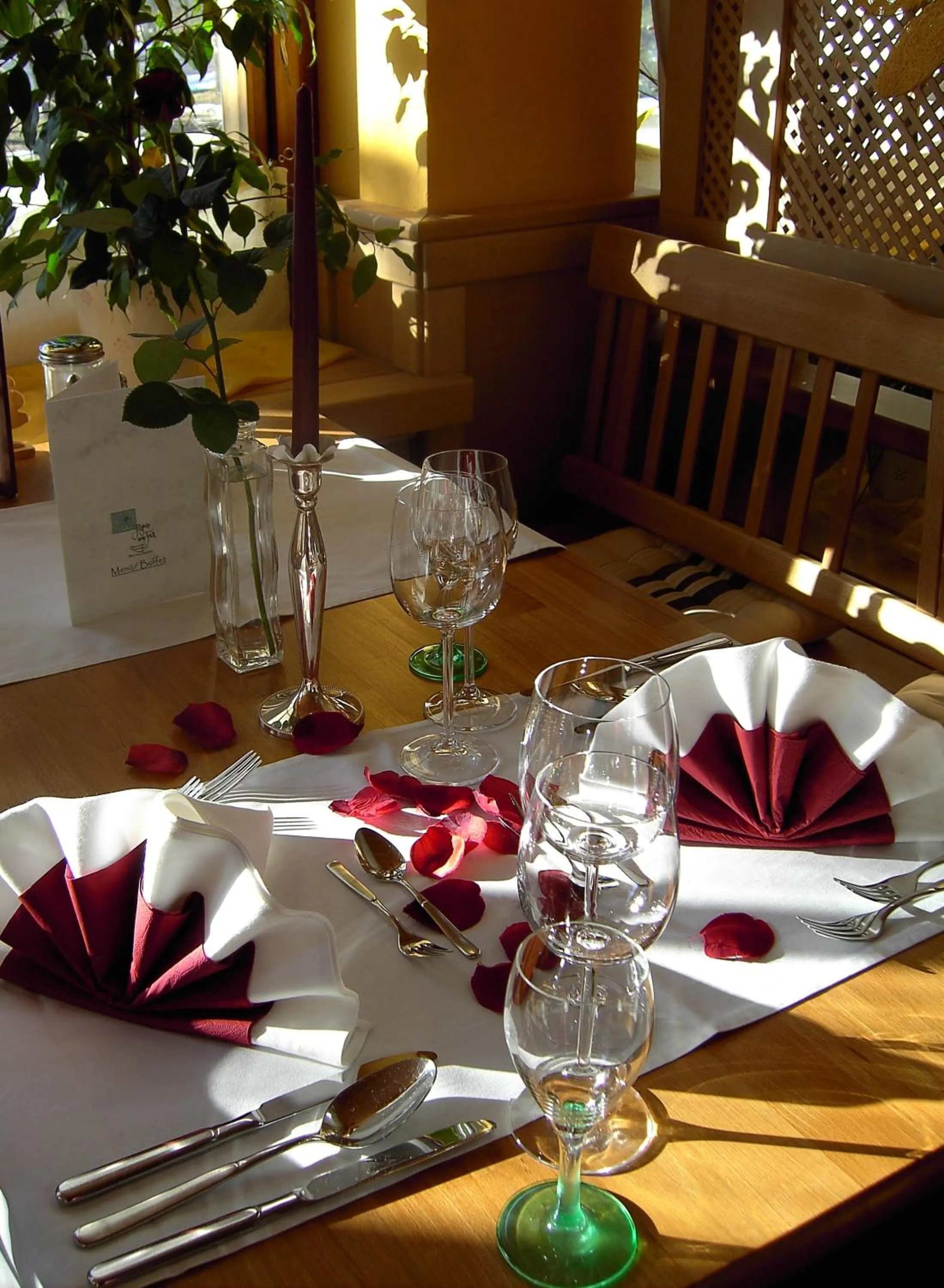 Restaurant/places to eat in Outdoorhotel Jäger Von Fall