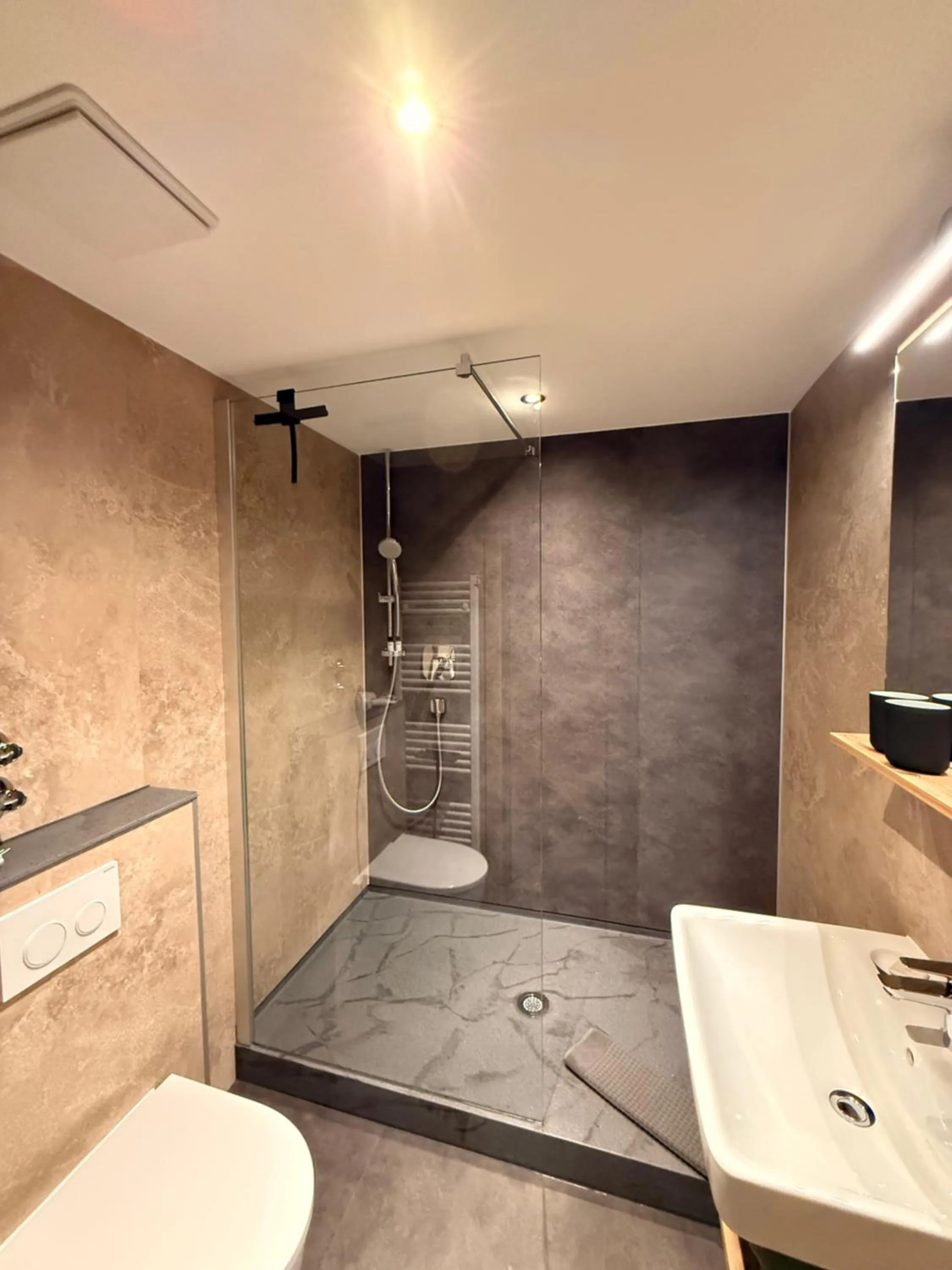 Shower in Gasthof Und Hotel Maria Gern
