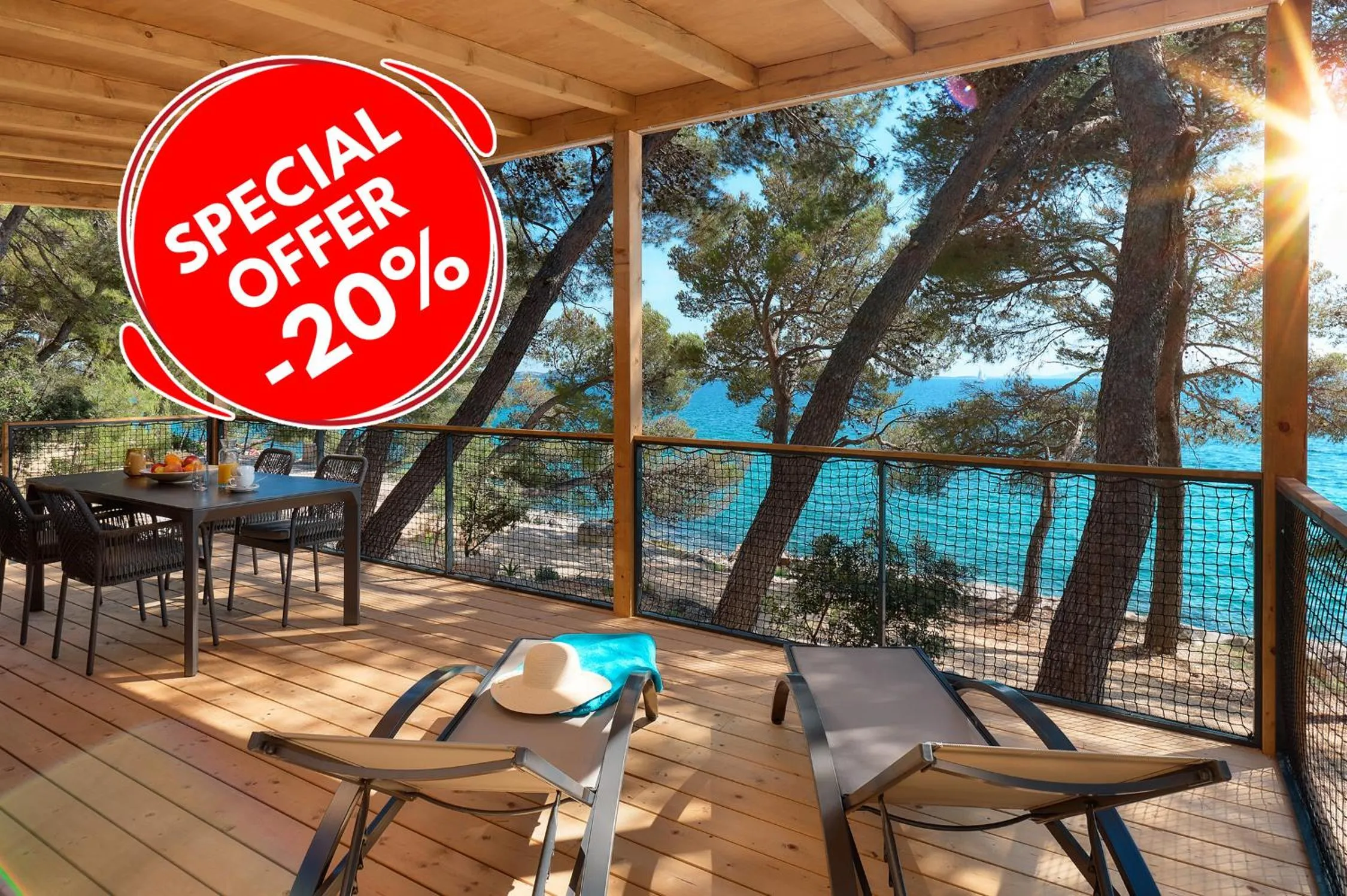 Pine Beach Pakostane Glamping Homes - All Inclusive light