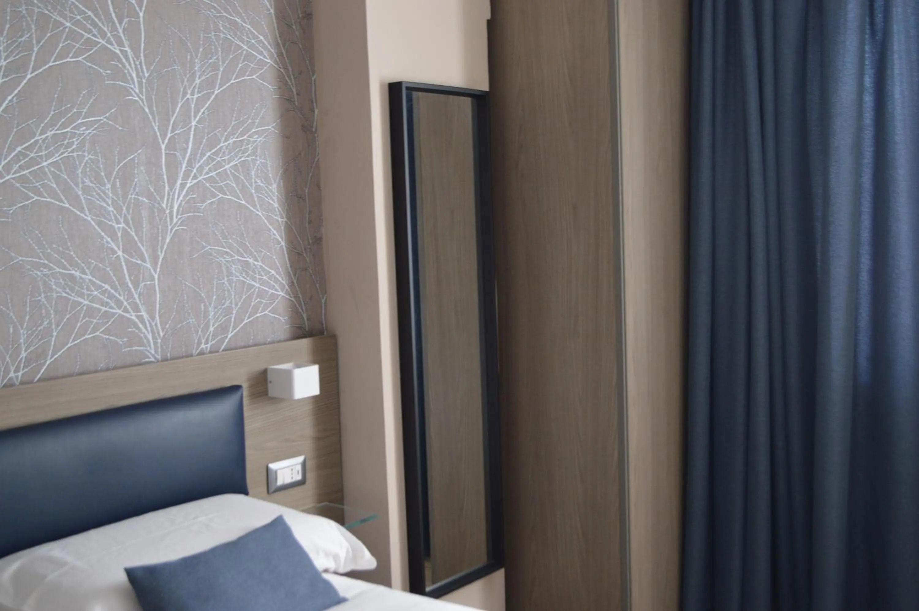 Photo of the whole room, Bed in Famalu apartments