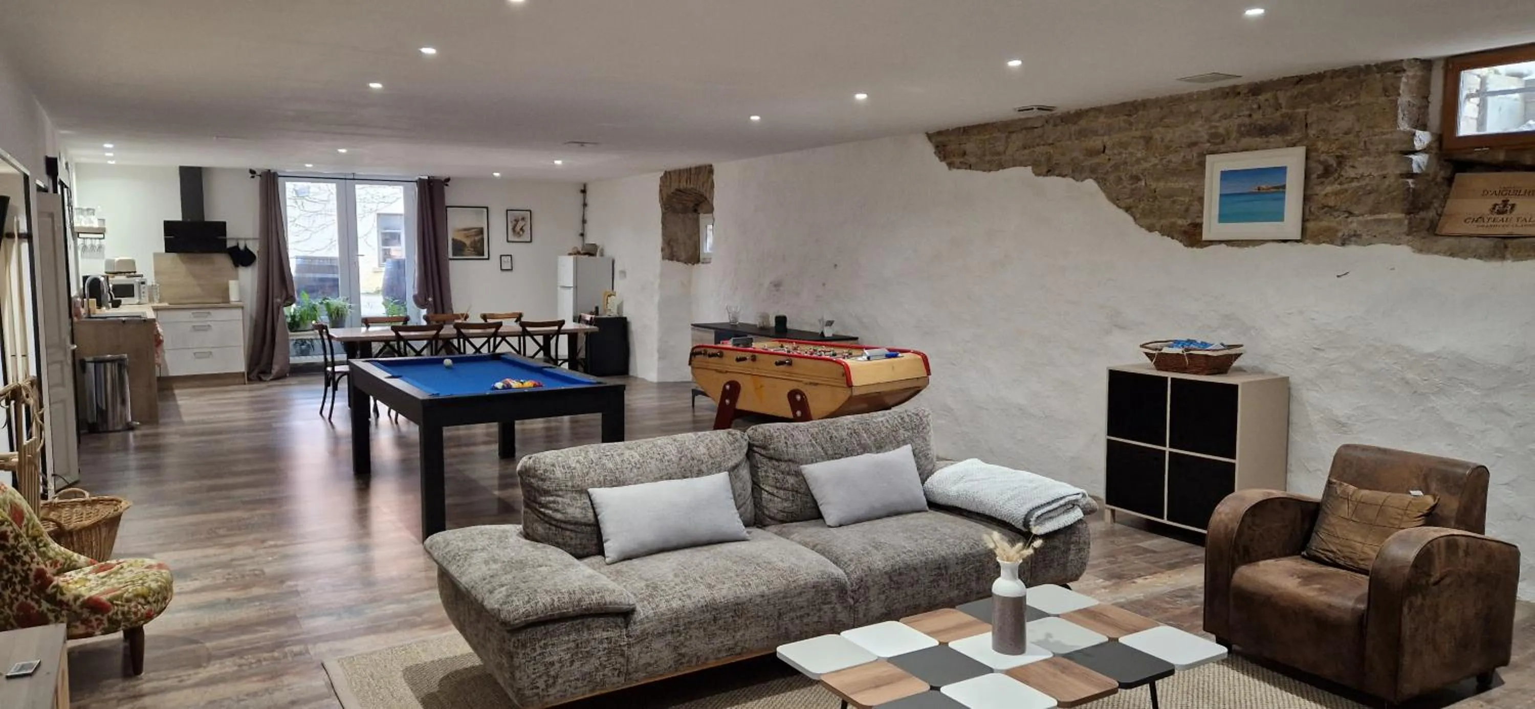 Billiard in Chambres d'hôtes Une autre maison