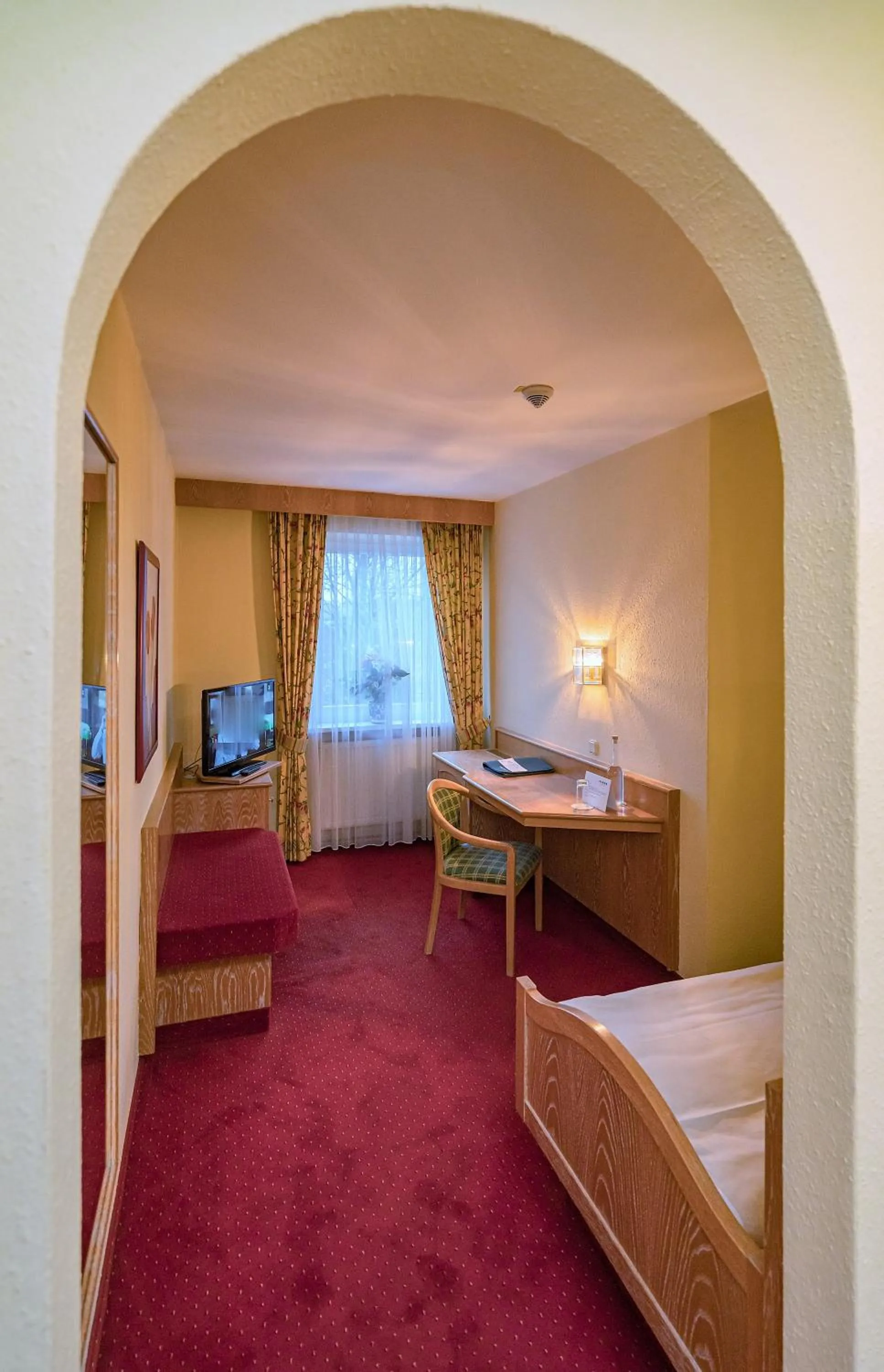 Bed in Parkhotel Traunstein