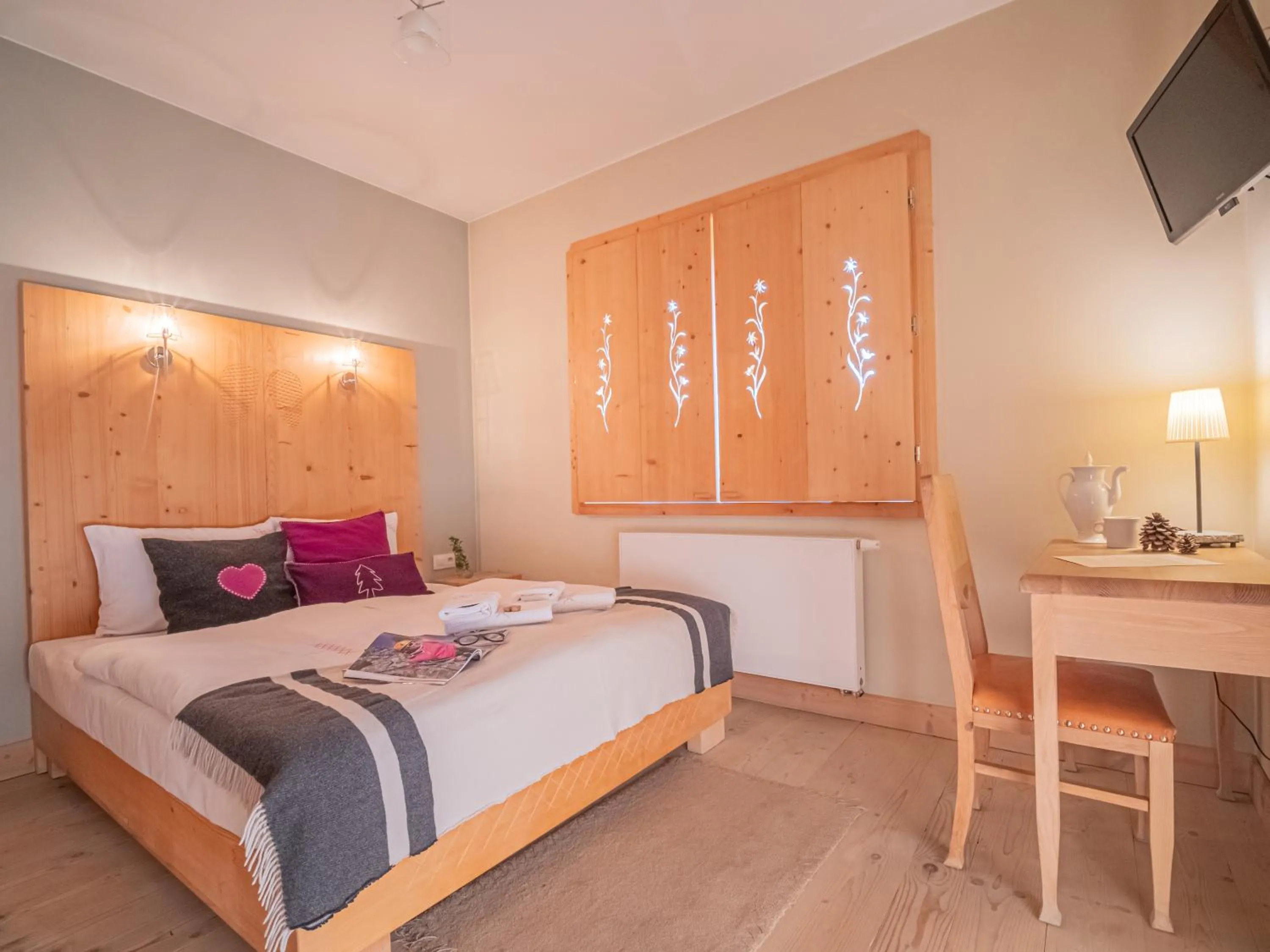 Bedroom, Bed in Willa Mirwa