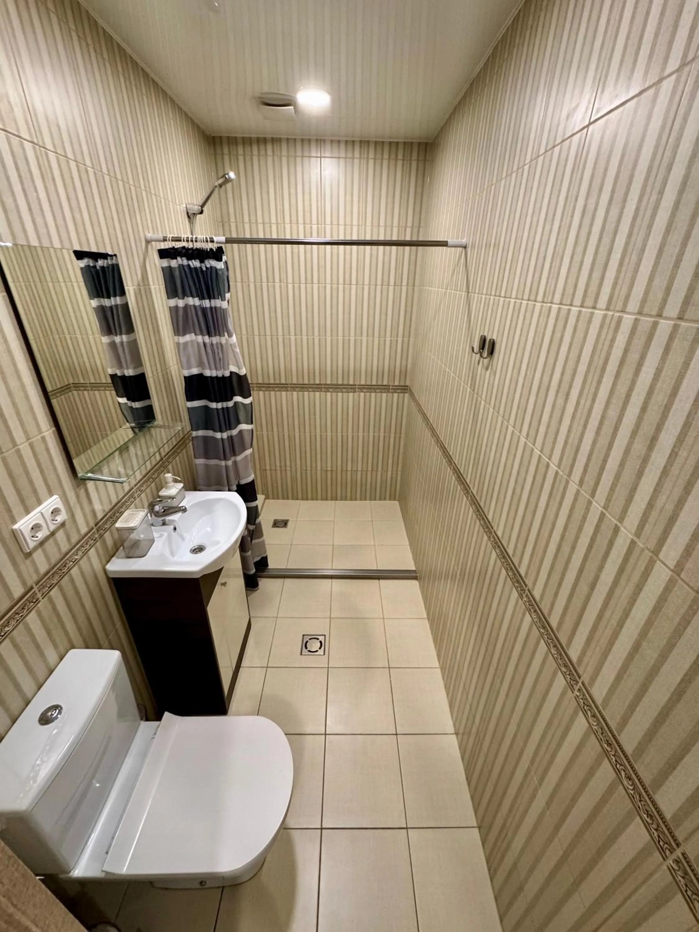 Shower in R plius "Easy Kaunas"