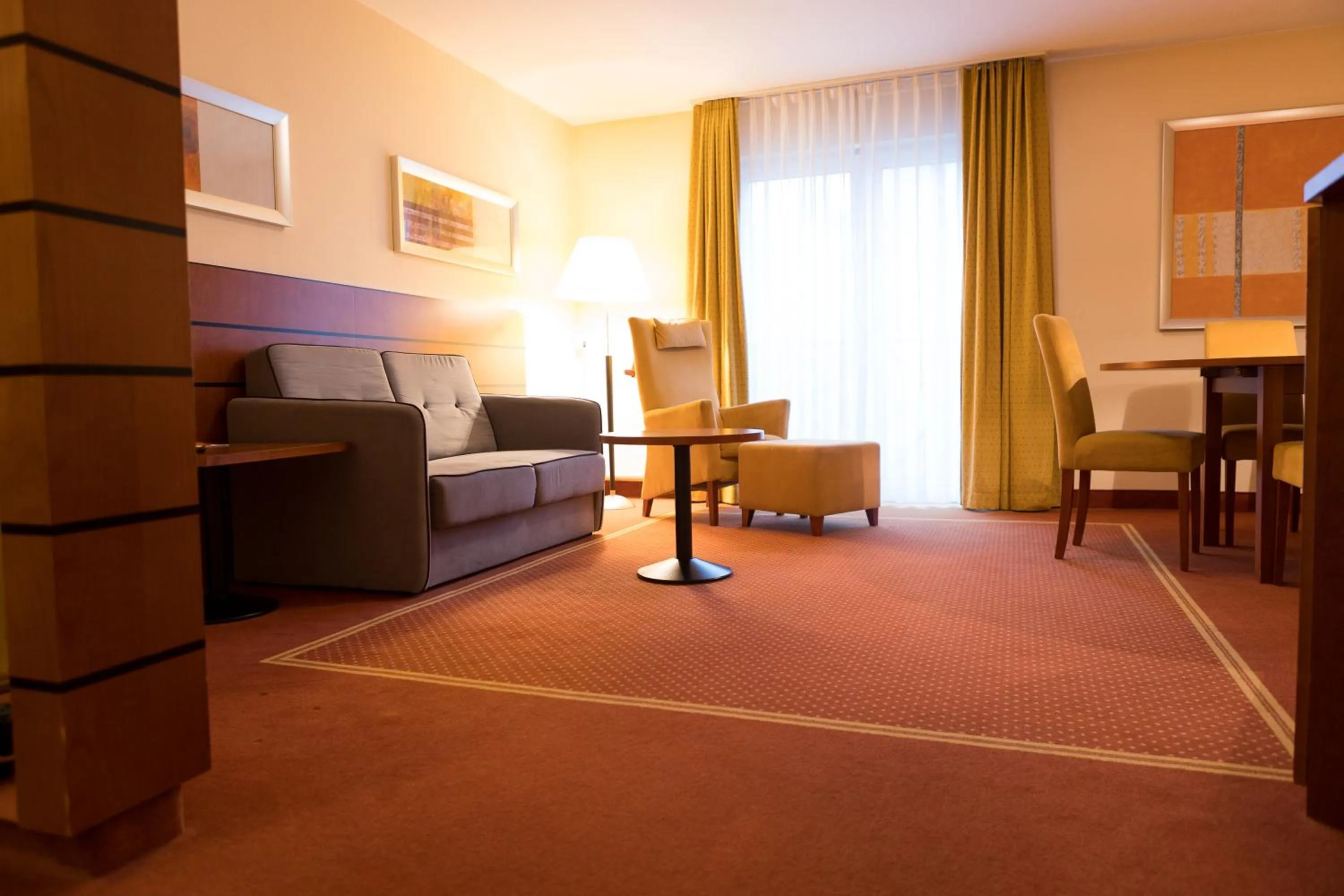 Photo of the whole room in Hotel Fulda Mitte