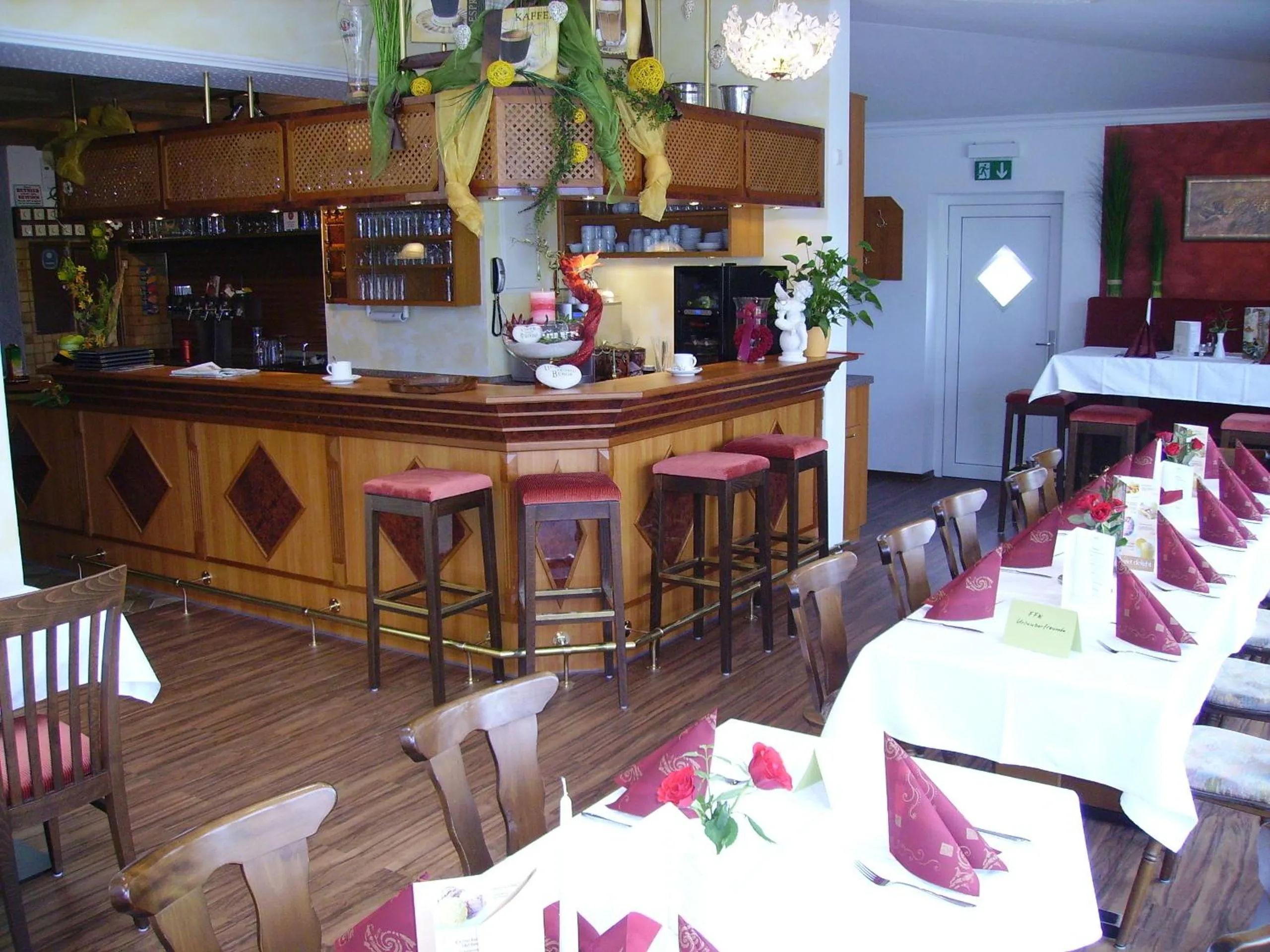 Restaurant/places to eat in Hotel Hutzenthaler