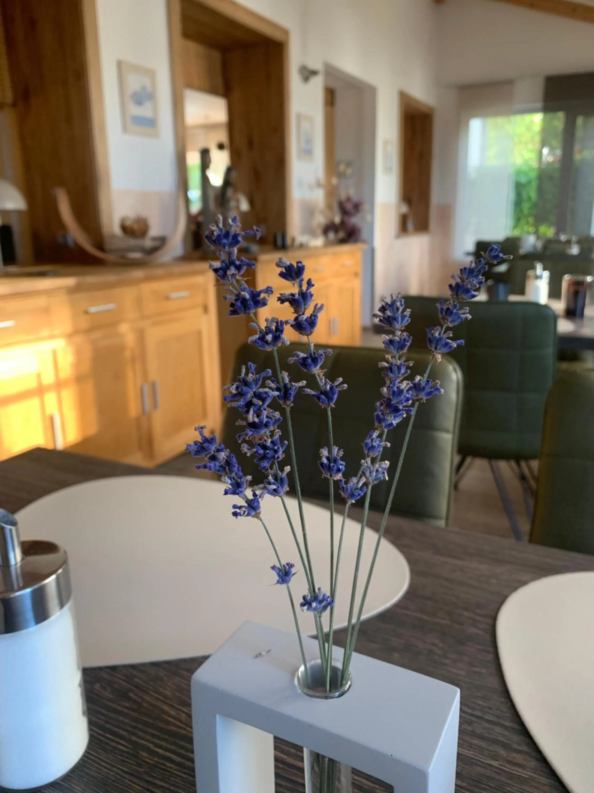 Restaurant/places to eat in Hotel Bavaria