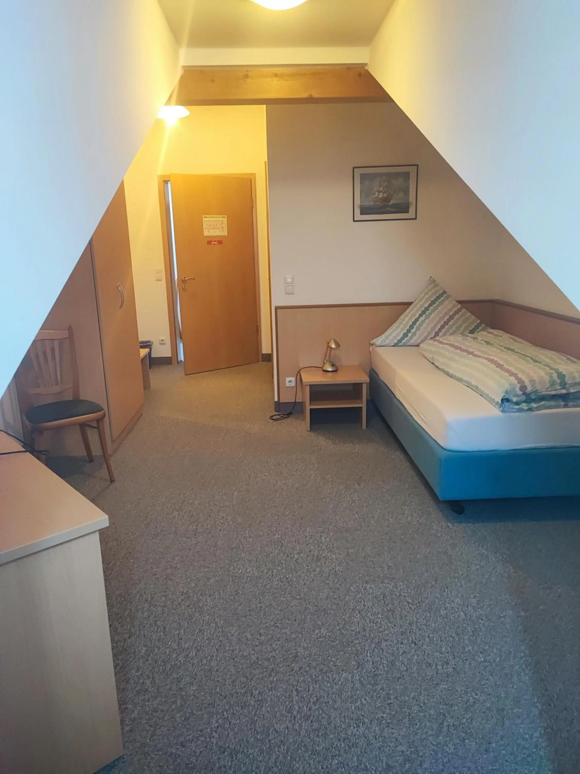 Photo of the whole room, Bed in Wirtshaus Zur Bina