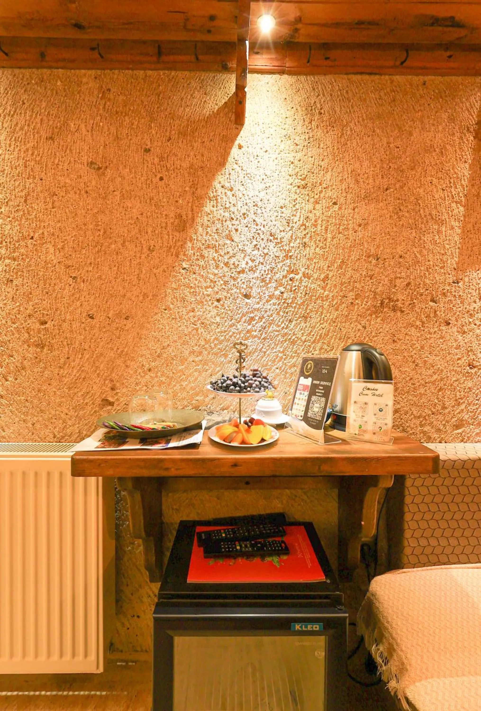 Coffee/tea facilities in Casia Cave Suites