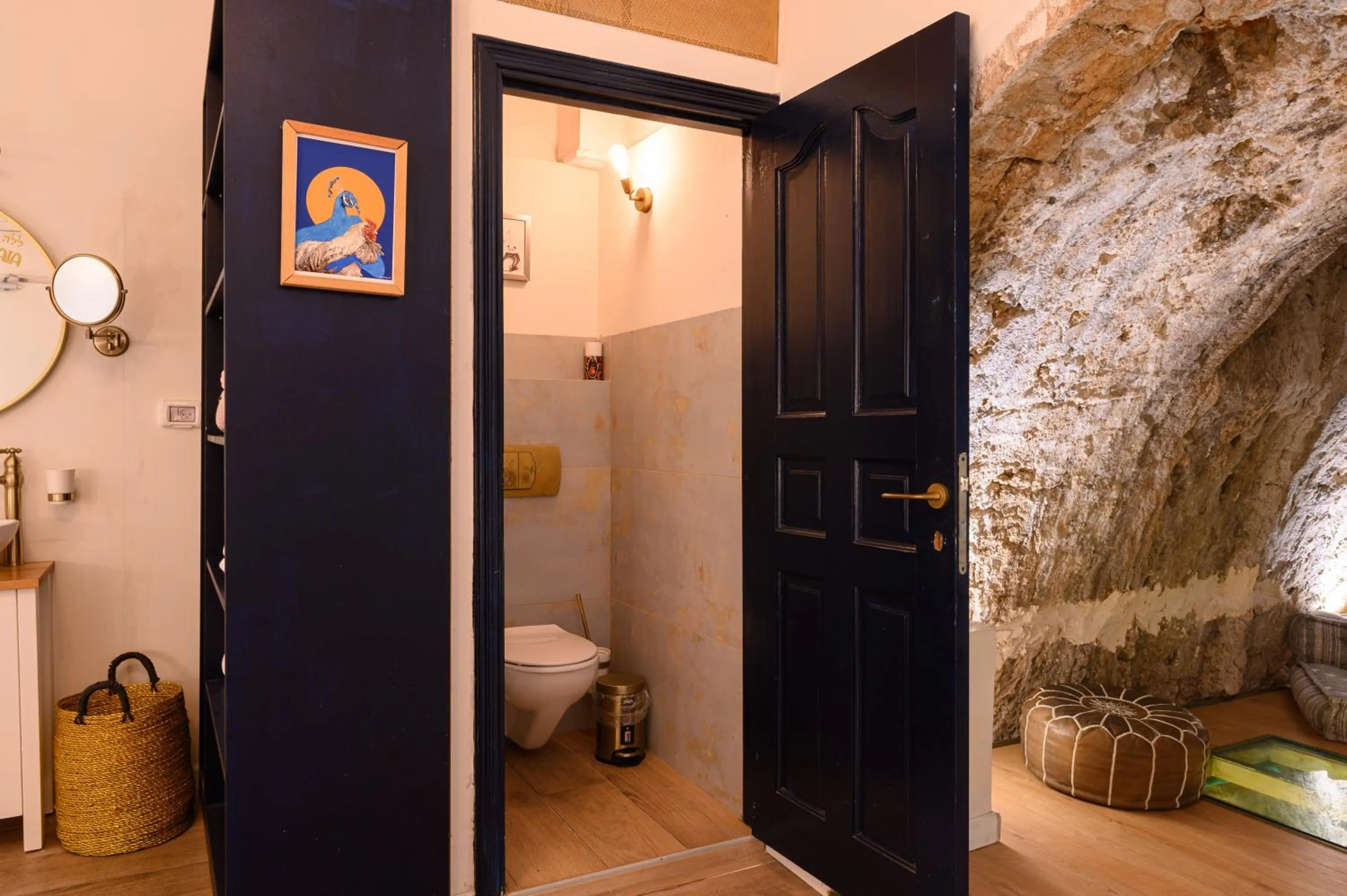 Toilet in Tel-Aviv LALA Boutique Hotel