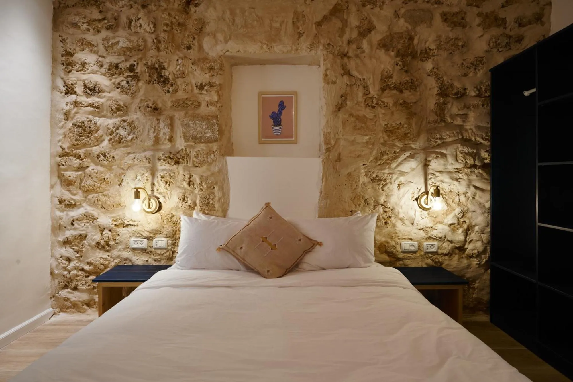 Bed in Tel-Aviv LALA Boutique Hotel