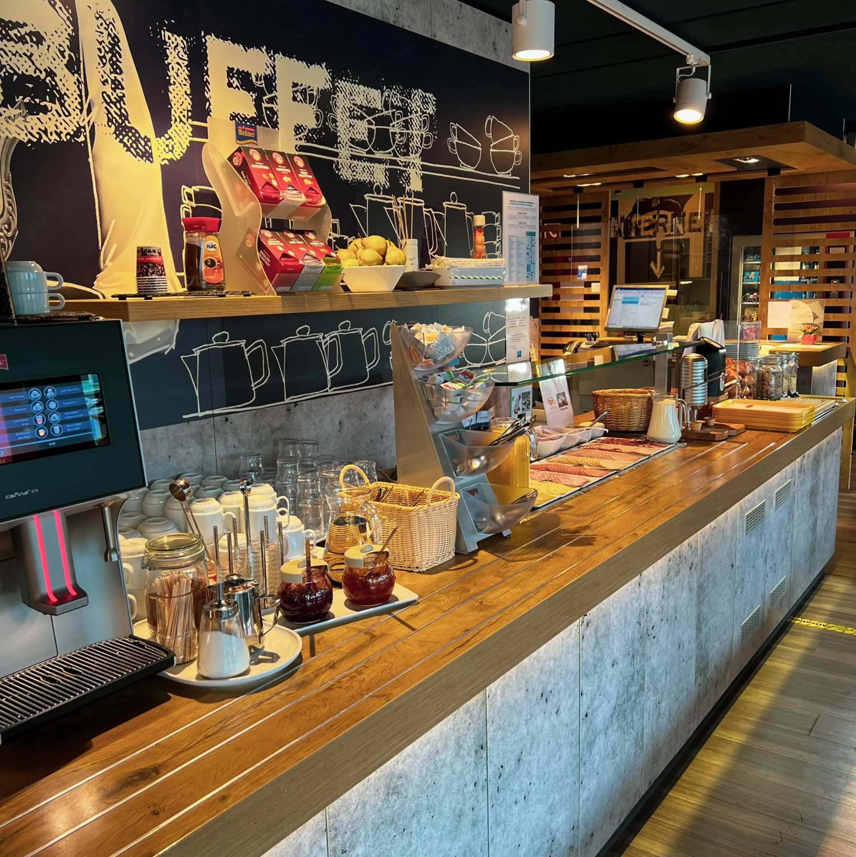 Coffee/tea facilities in ibis budget Muenchen Putzbrunn