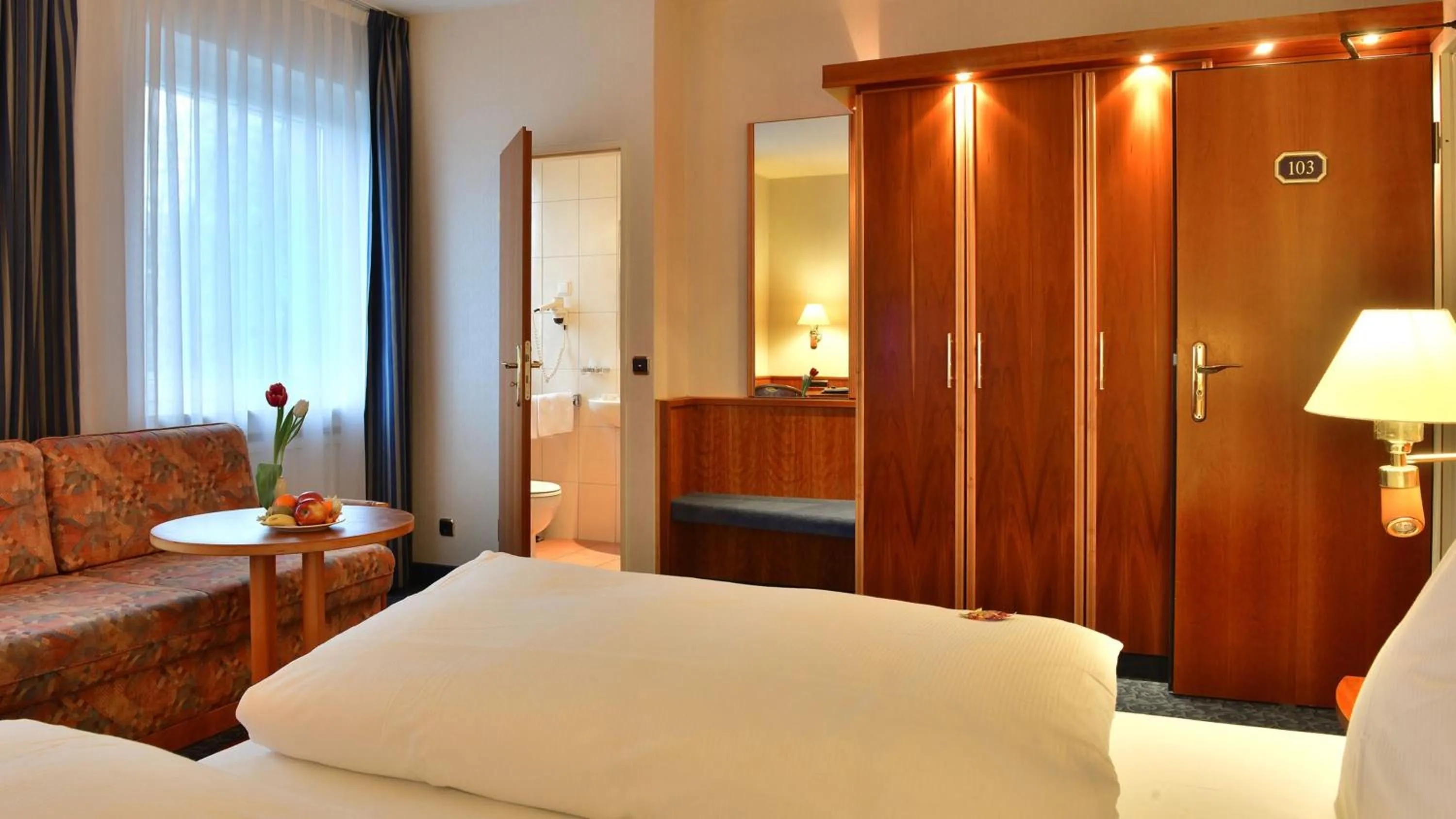 Photo of the whole room, Bed in Hotel Ilbertz Garni