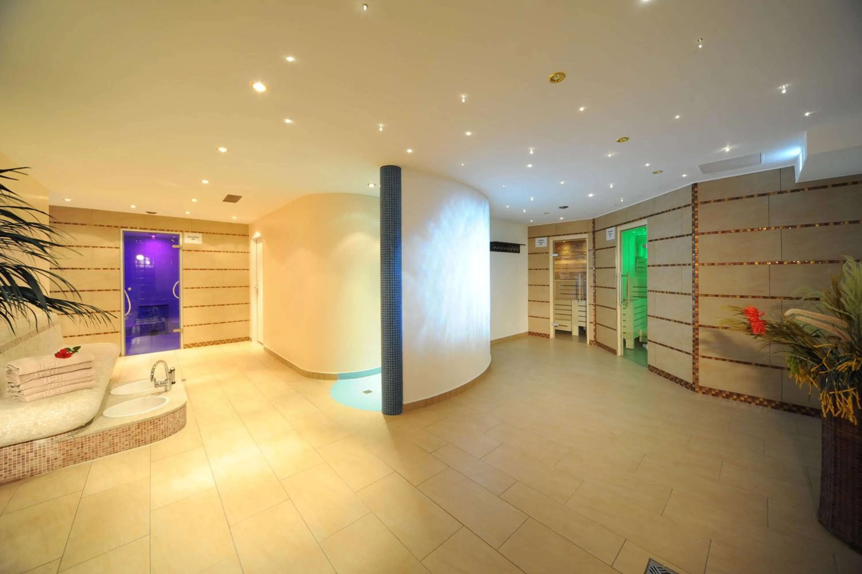 Spa and wellness centre/facilities in Best Western Hotel zur Post