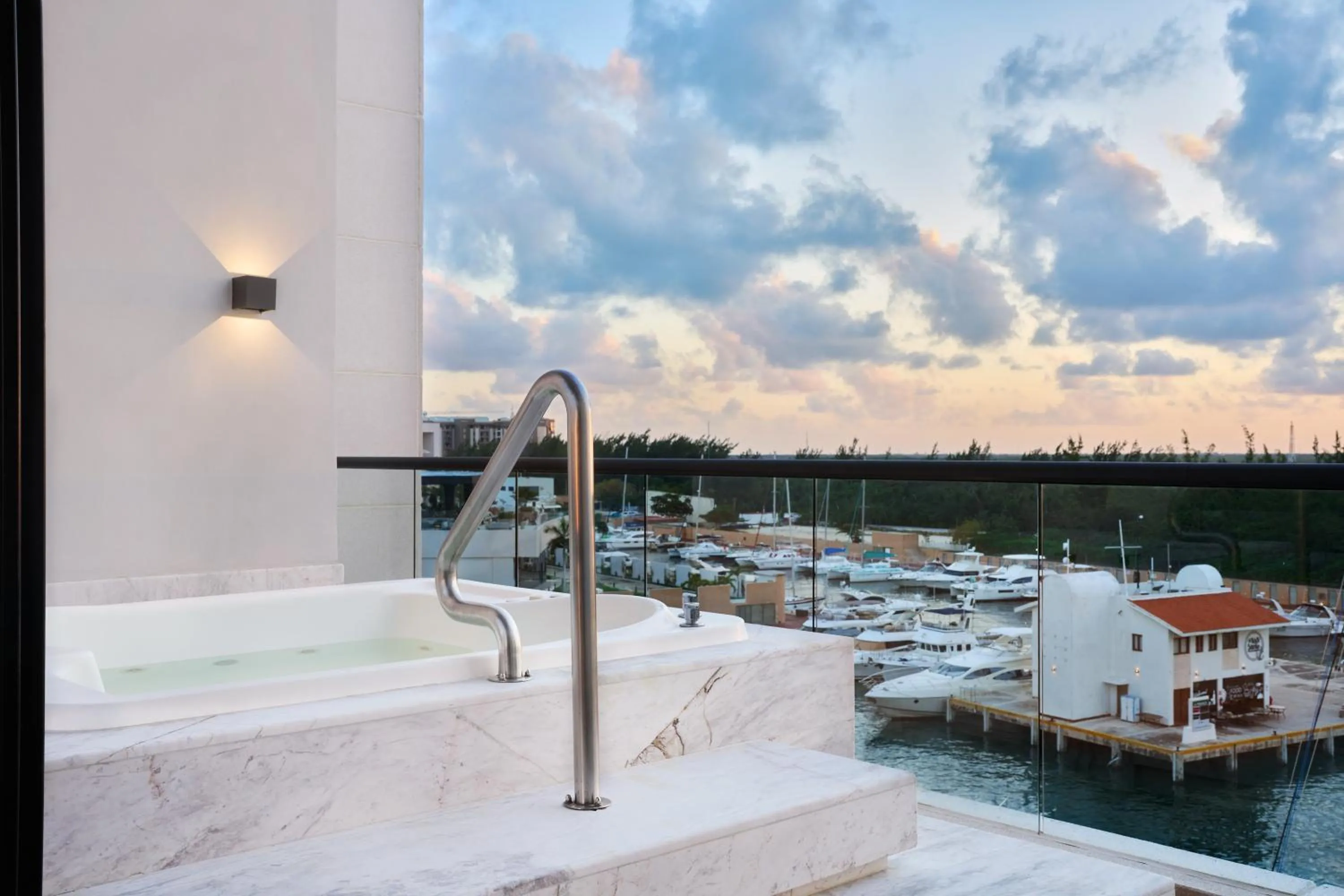 Day in SLS Playa Mujeres - ALL Inclusive Collection