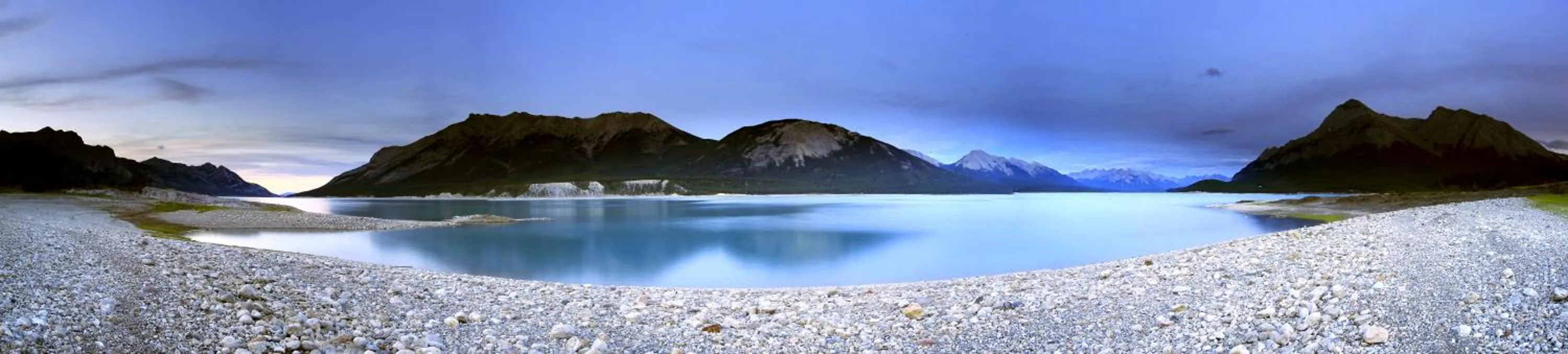 Natural landscape in David Thompson Resort