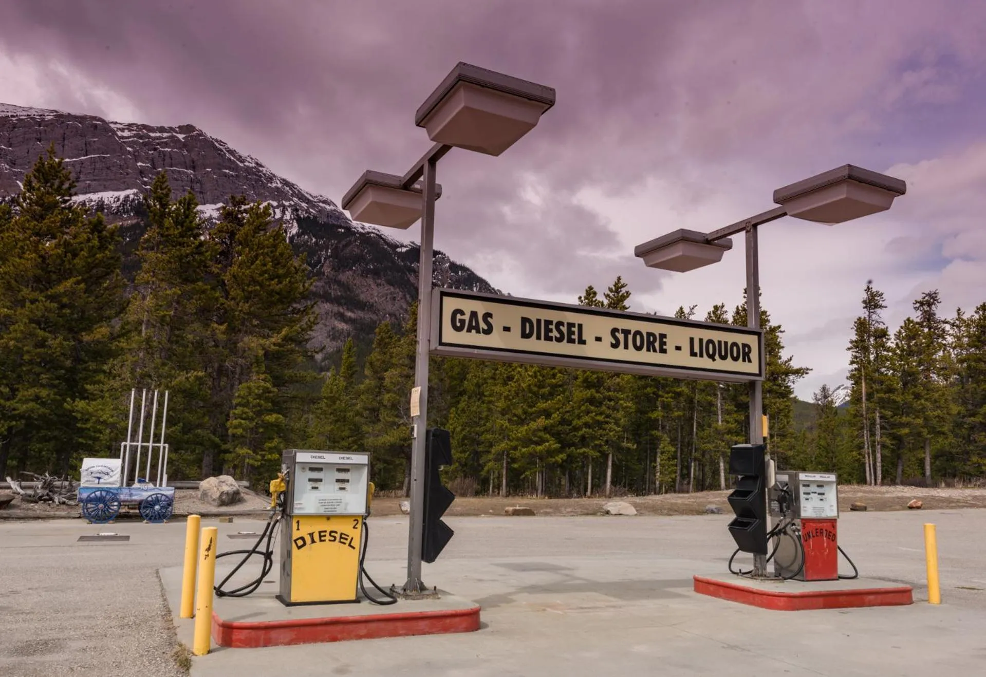 Property building in David Thompson Resort