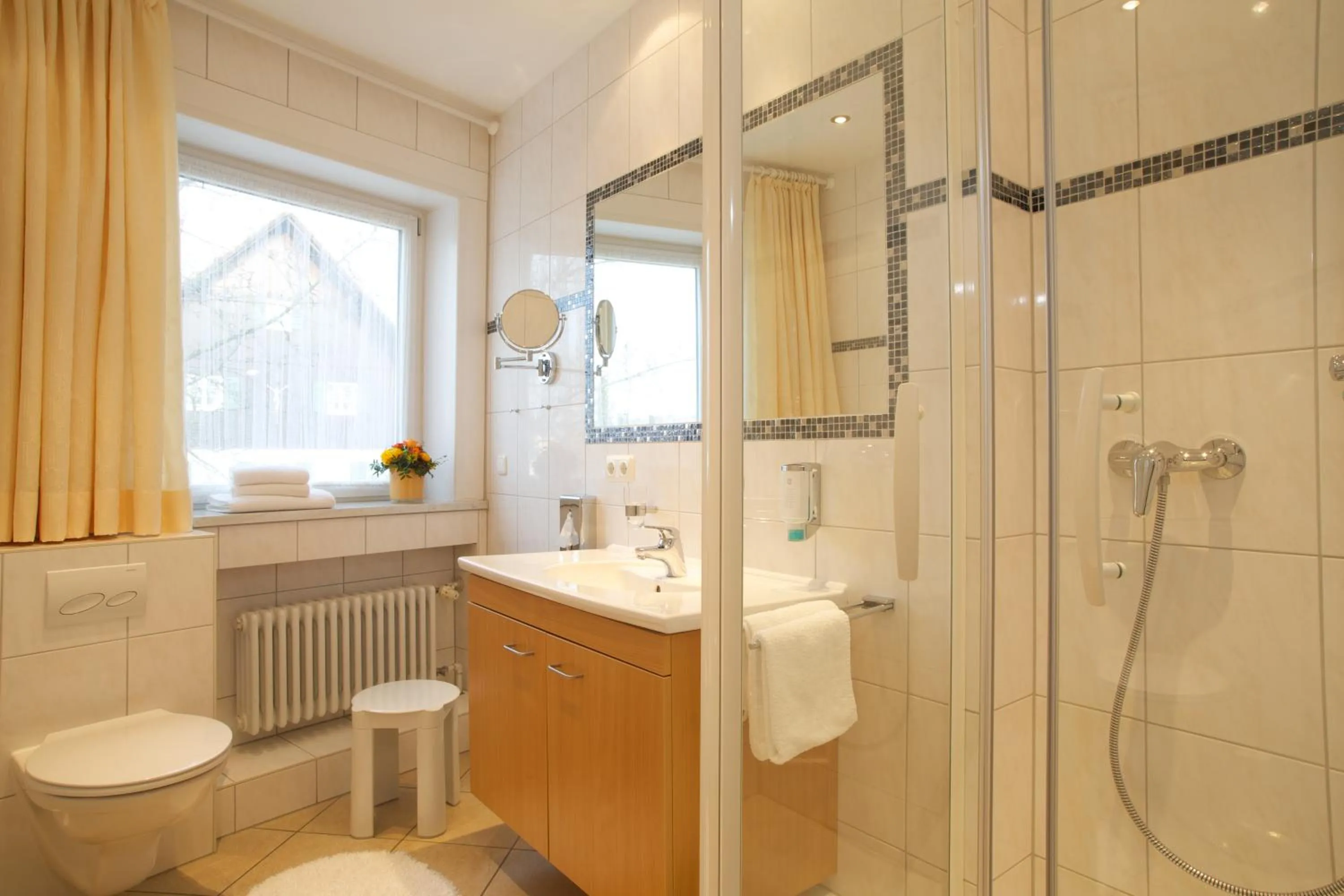 Bathroom in Kur- und Wellnesshotel Förch