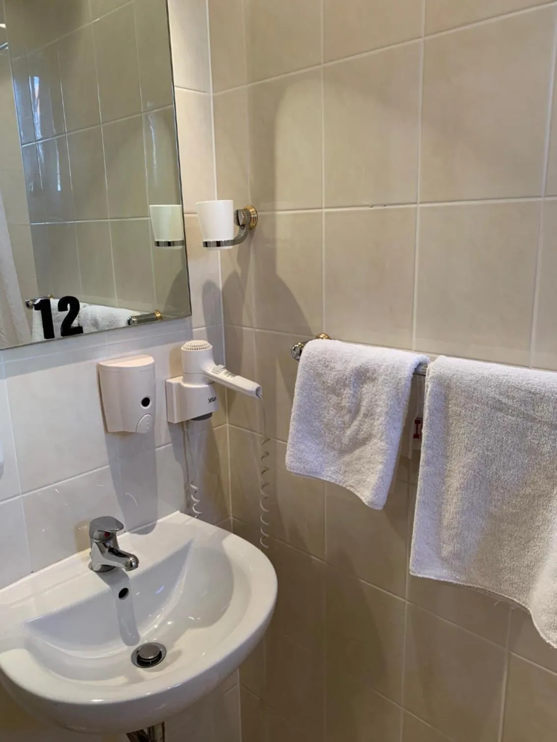 Bathroom in Hotel zum Adler