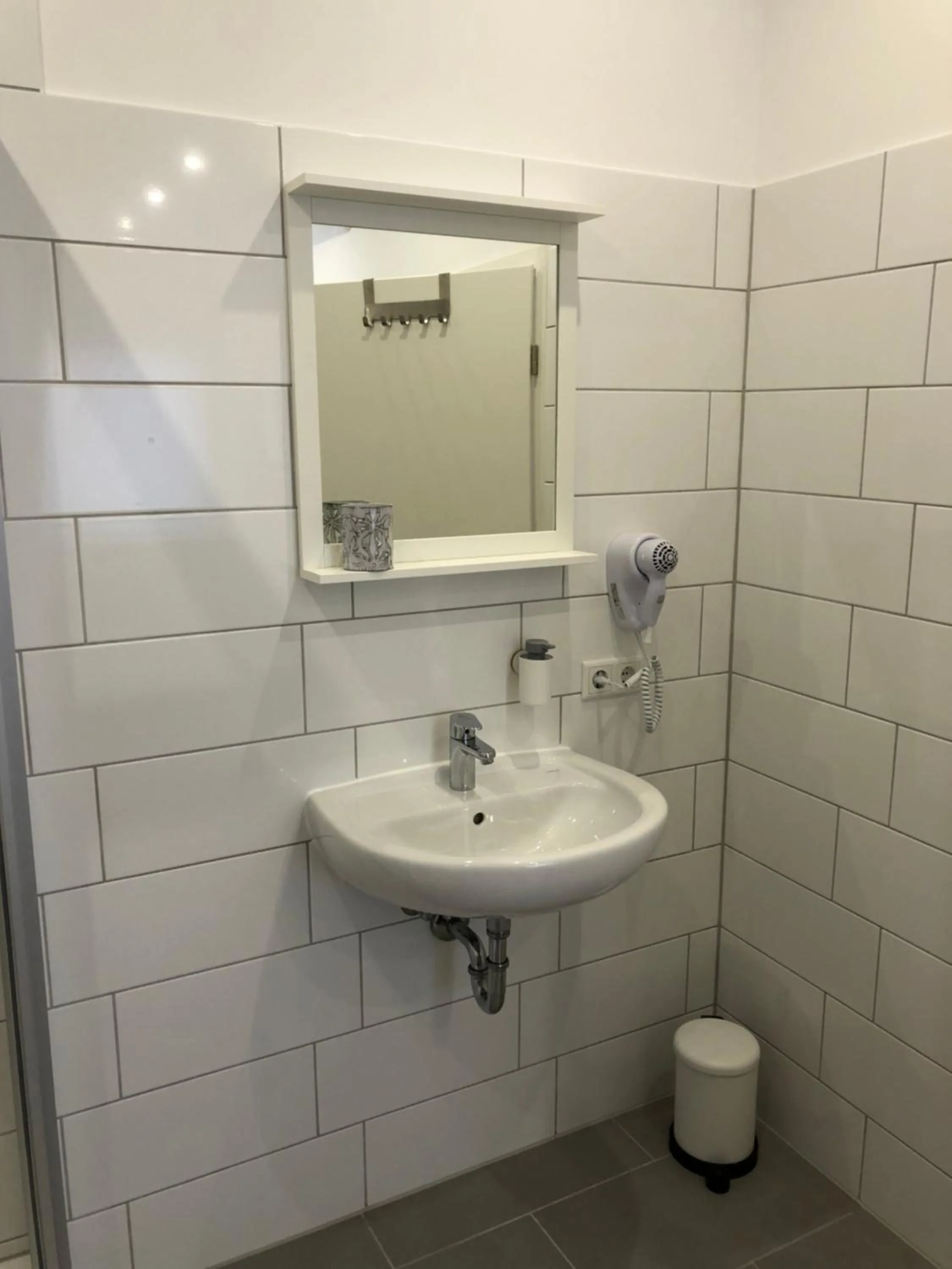 Shower in Hotel zum Adler