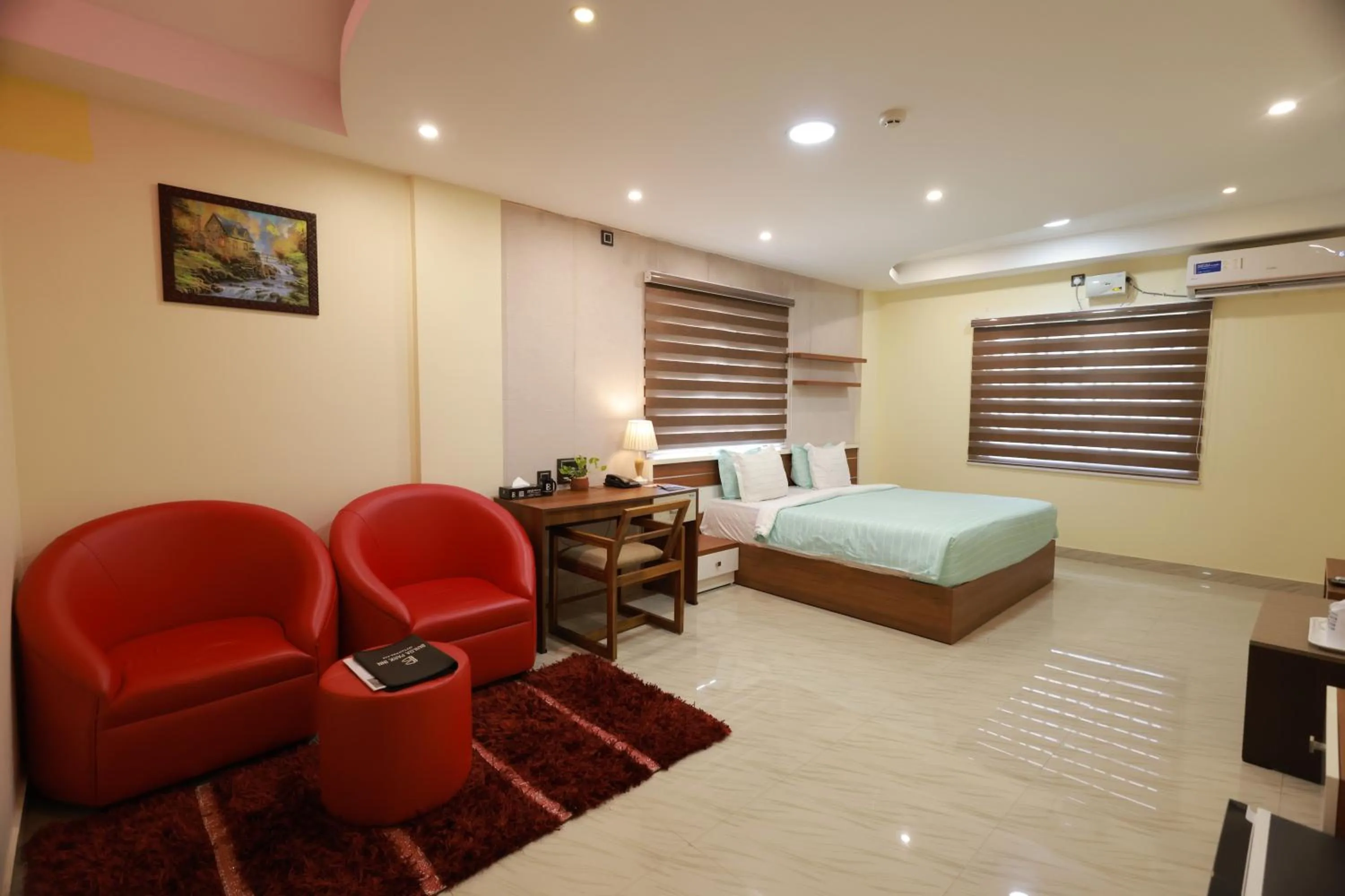 Bedroom, Bed in Builda Park inn