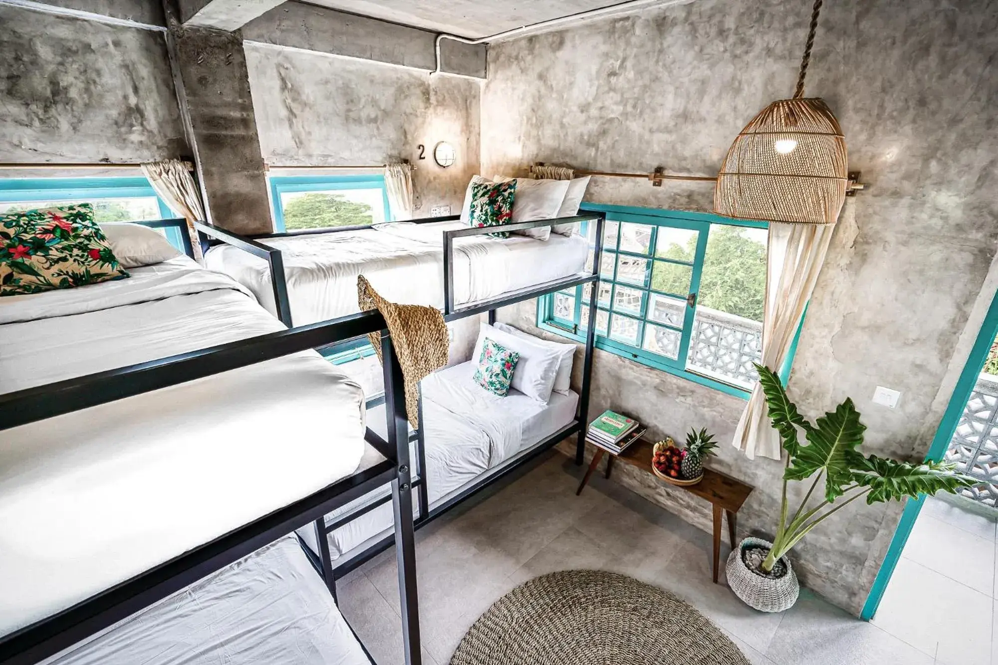 Quadruple Room with Private Bathroom in Good Mantra Studio Quadruple Room with Private Bathroom in Good Mantra Studio