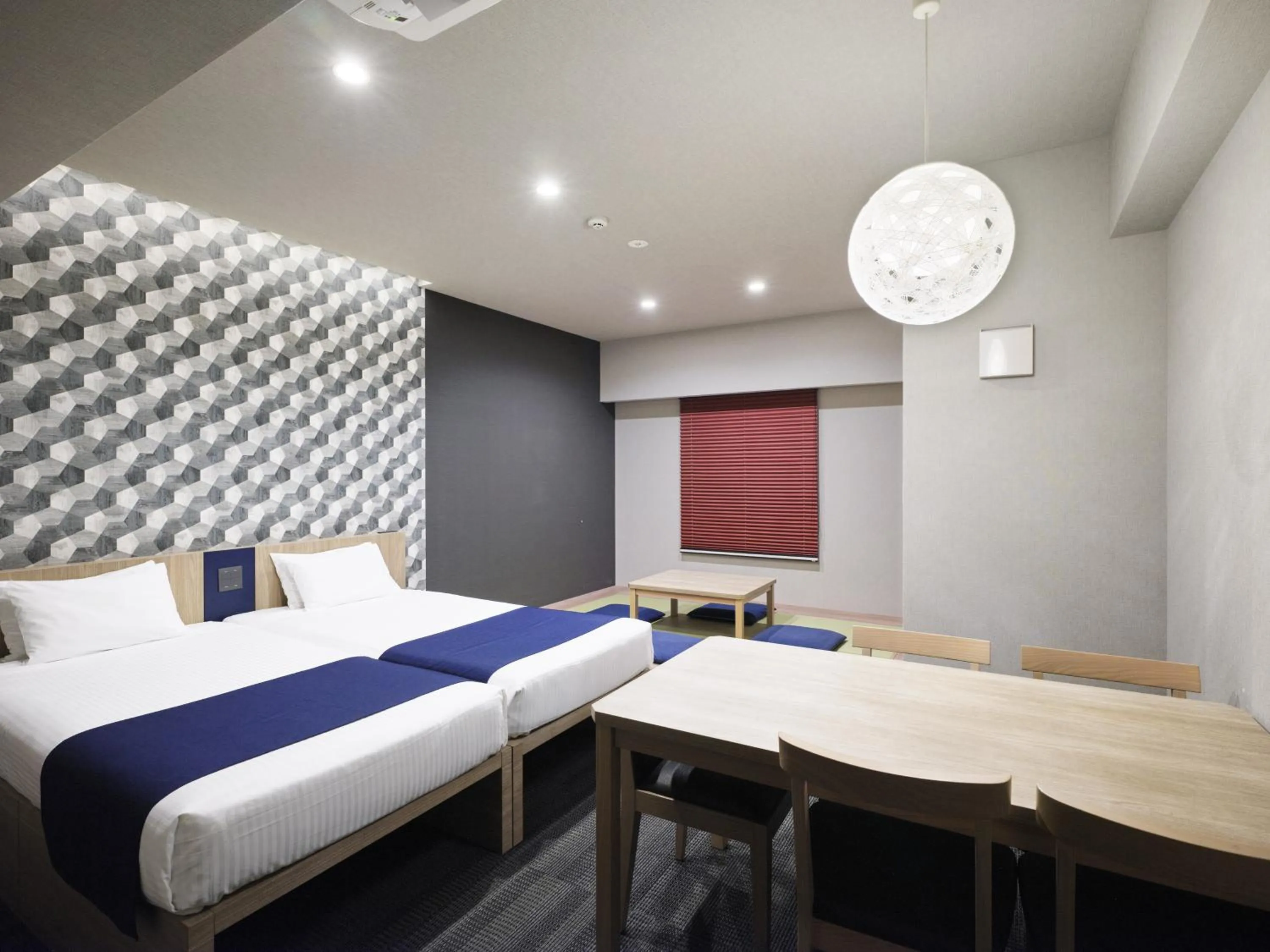 Bed in MONday Apart Ueno Shinokachimachi