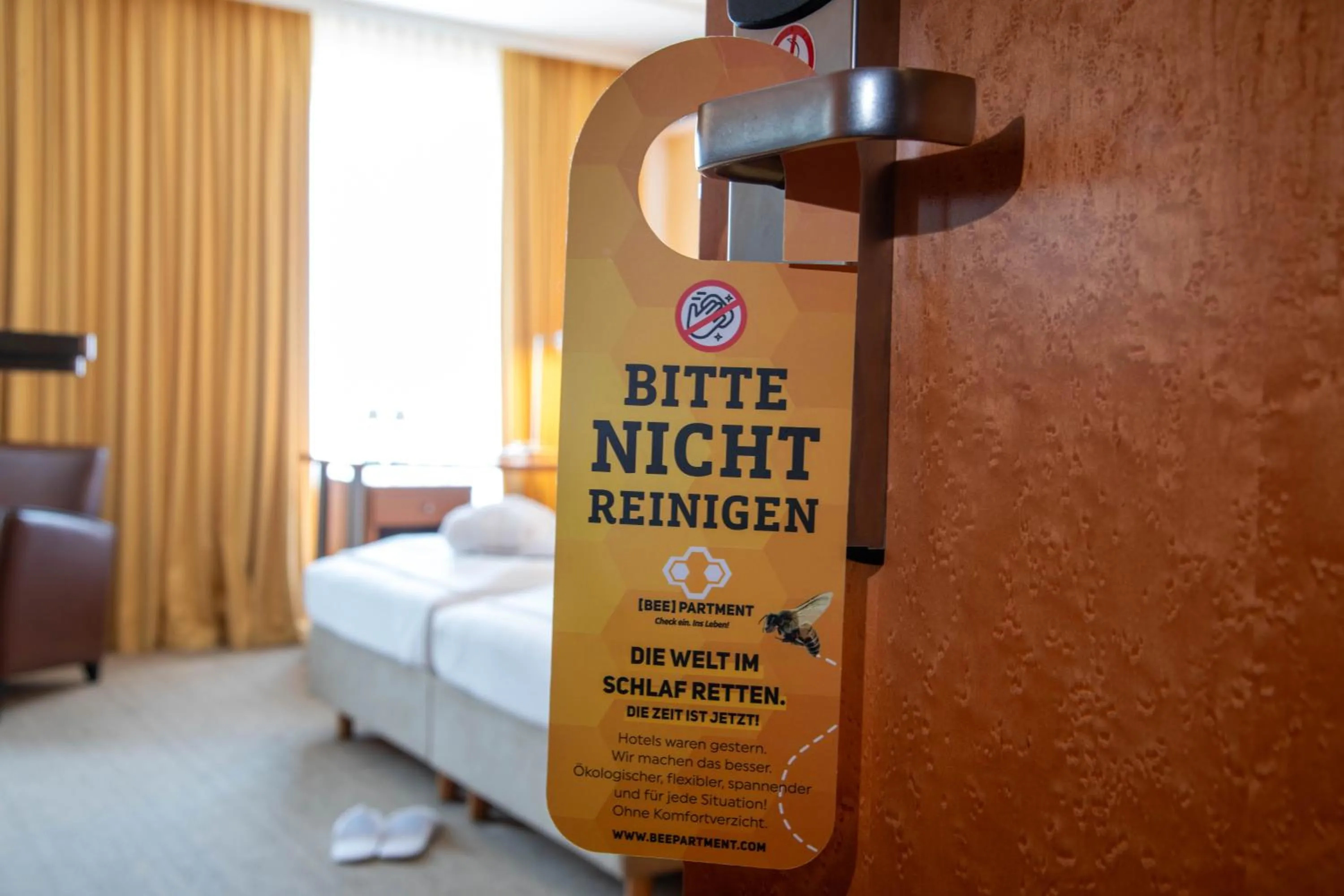 Bedroom, Bed in Best Western Premier Airporthotel Berlin