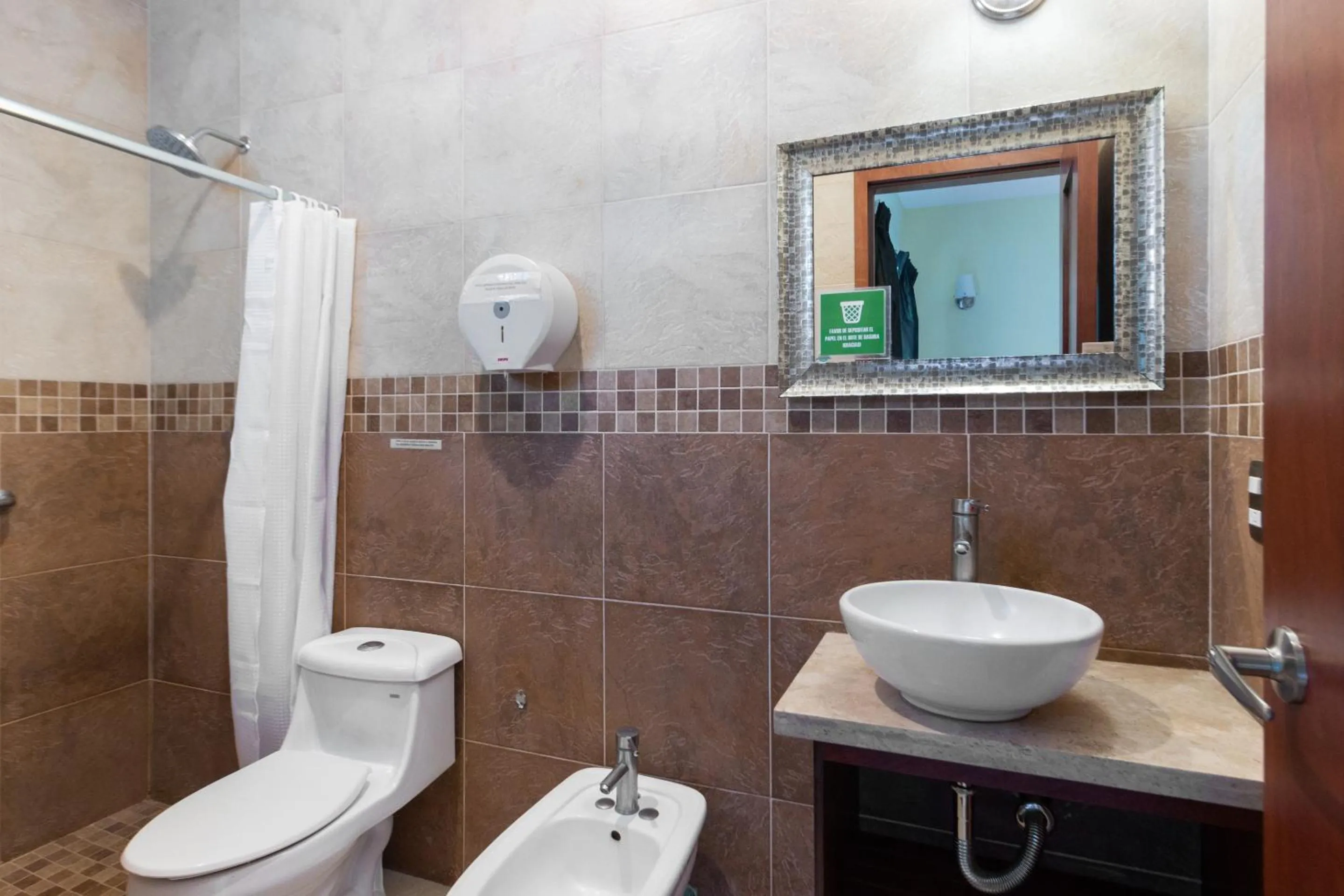 Bathroom in Capital O Hotel Vitale Leon MX