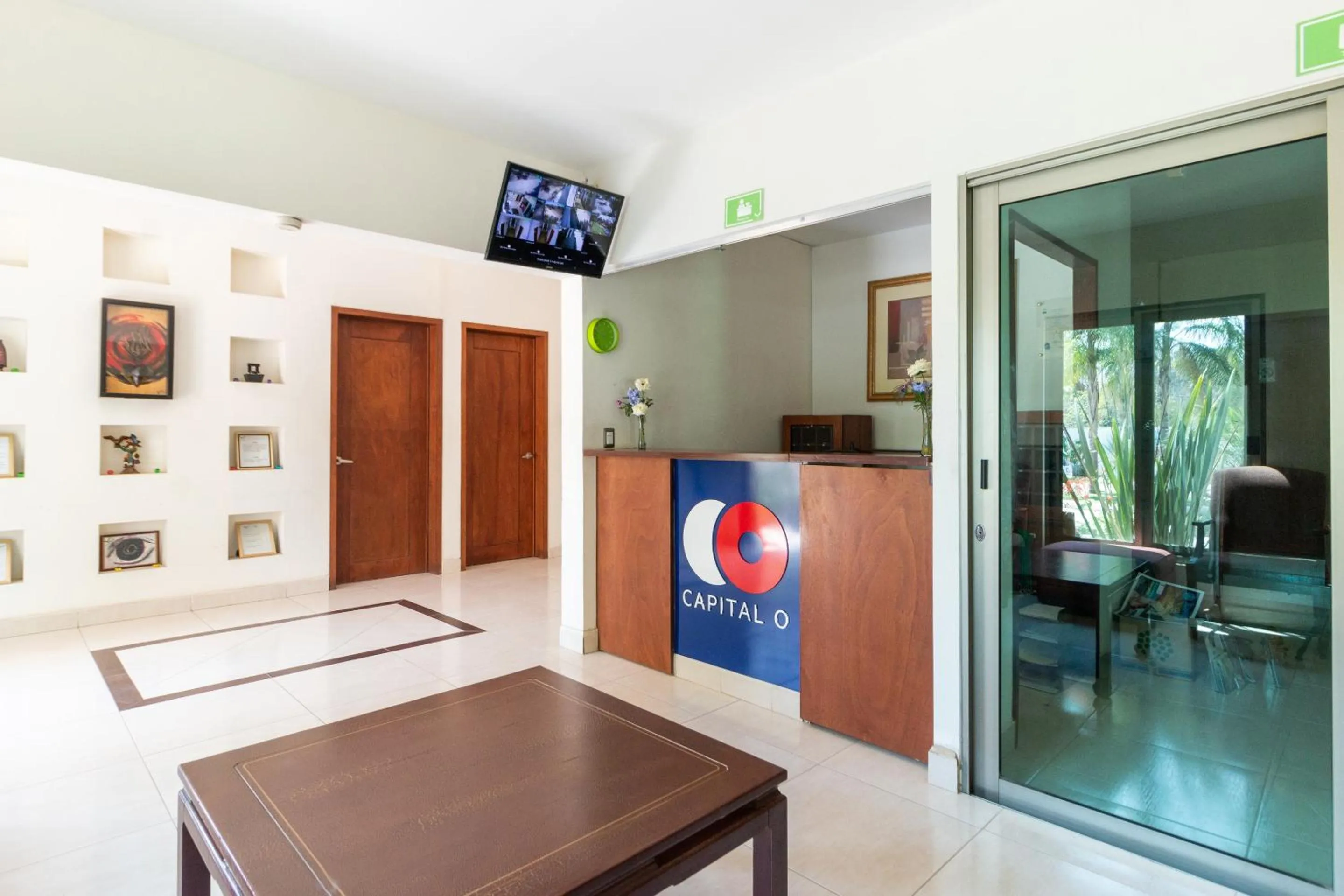 Lobby or reception in Capital O Hotel Vitale Leon MX