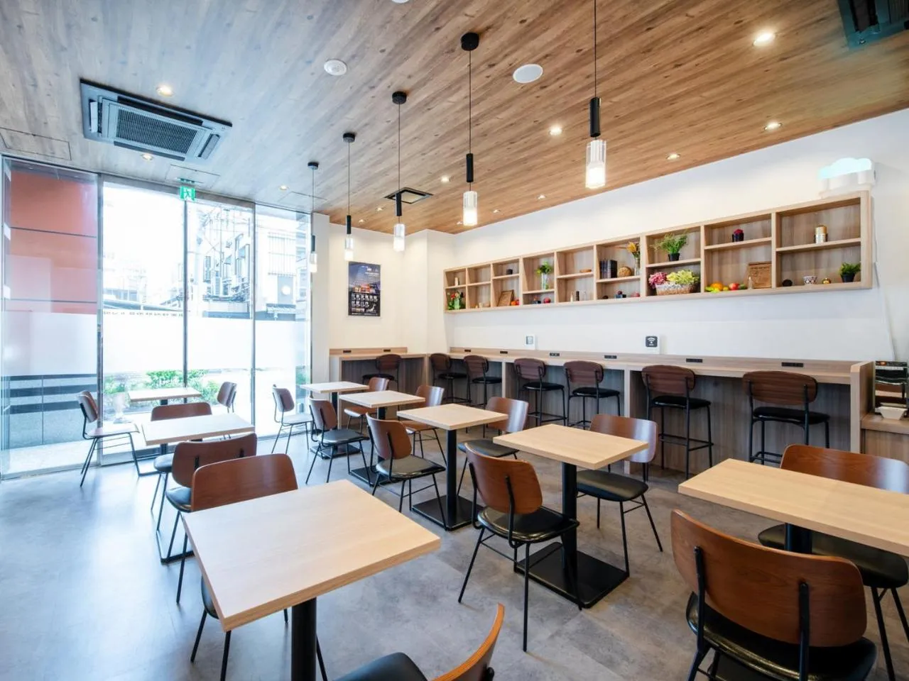 Restaurant/places to eat in APA Hotel Fukuoka Tenjin Nishi