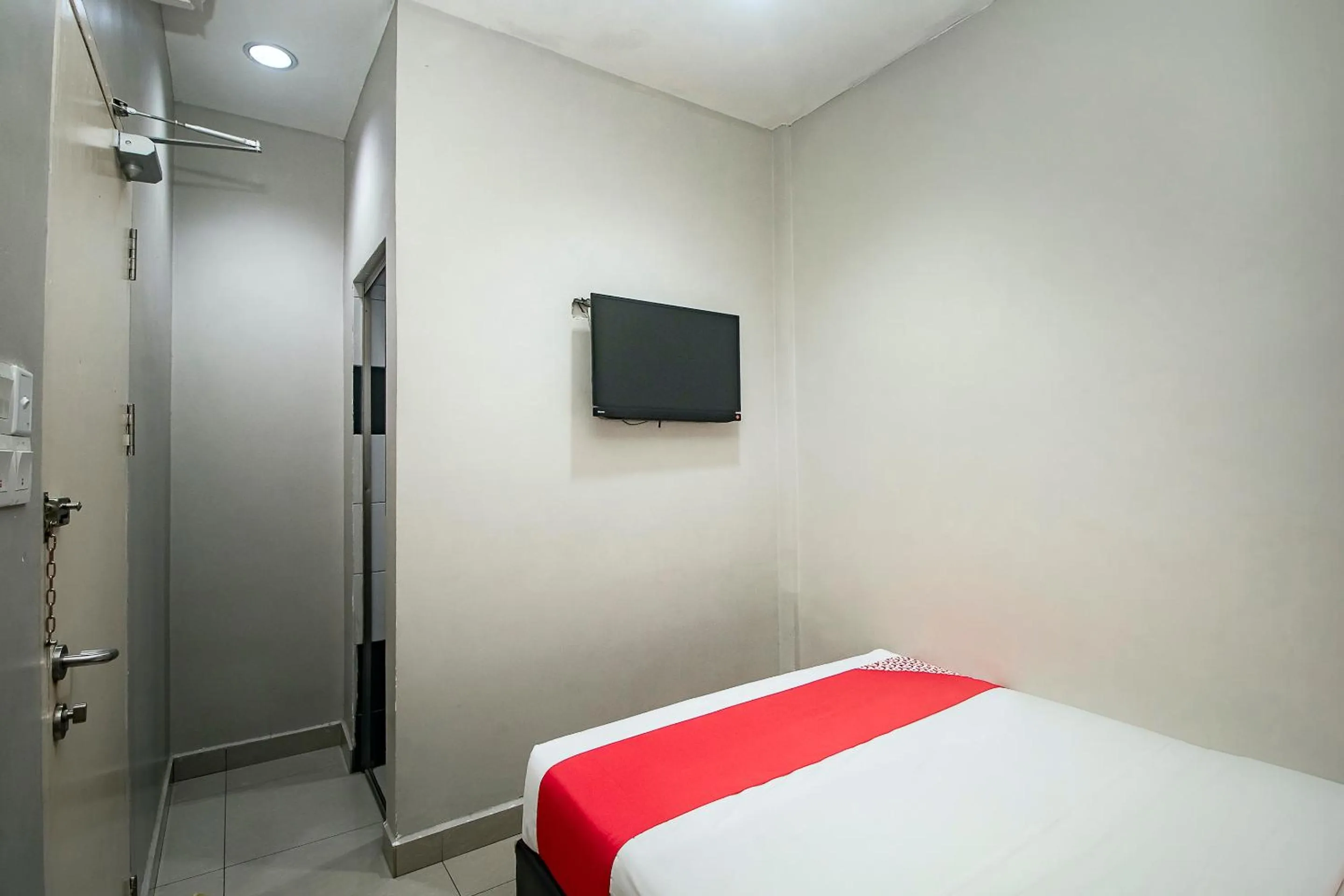 Bedroom, Bed in Hotel O Nice Stay Three Six Five Services