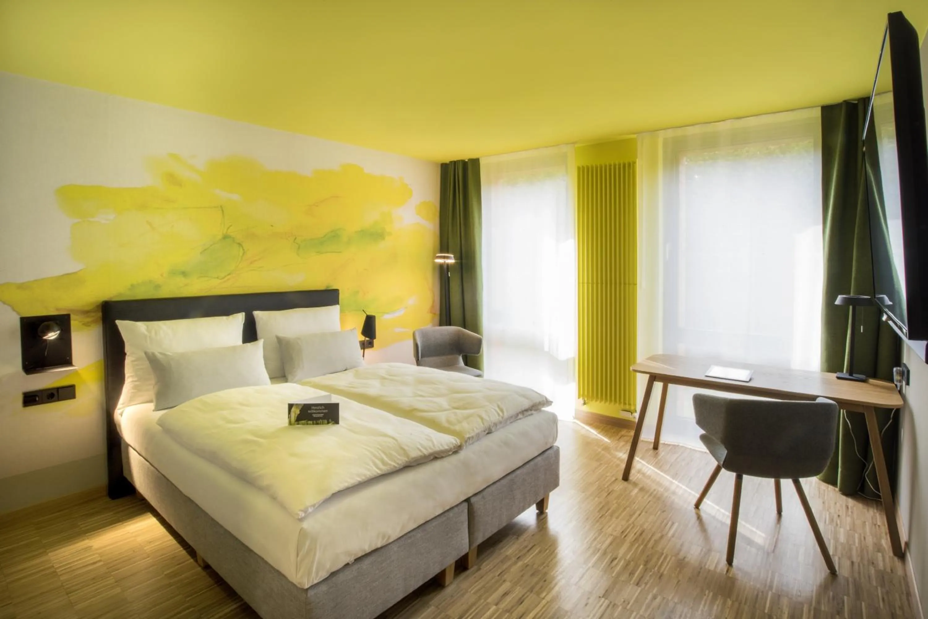 Photo of the whole room, Bed in Arcadeon