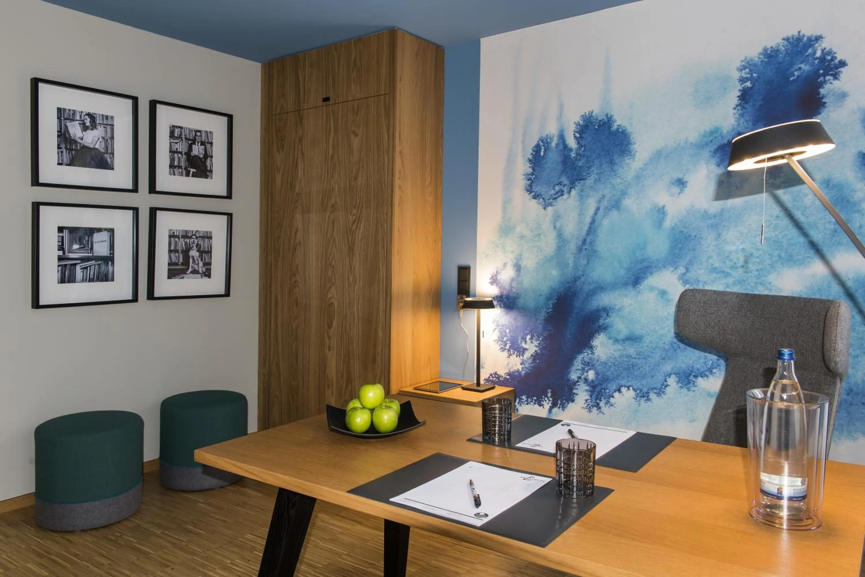 Photo of the whole room in Arcadeon