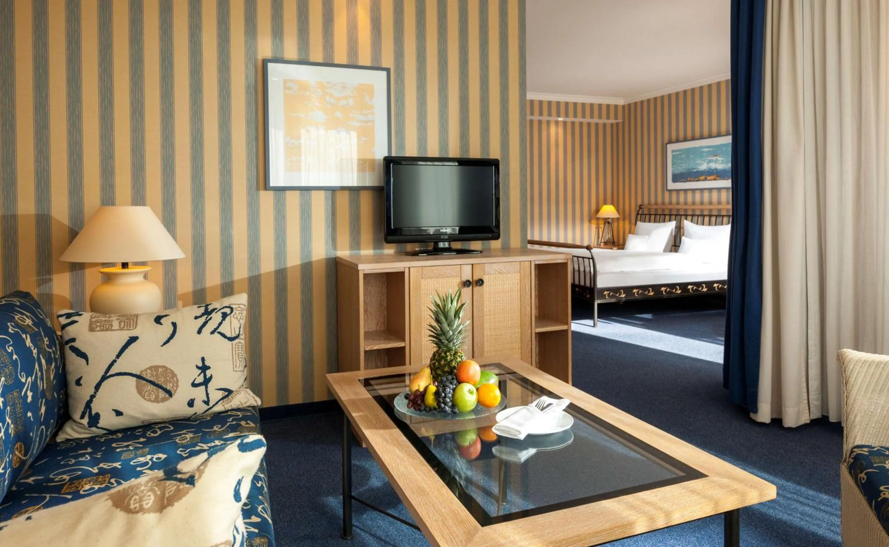 Photo of the whole room, Bed in Dorint Strandhotel Binz/Rügen