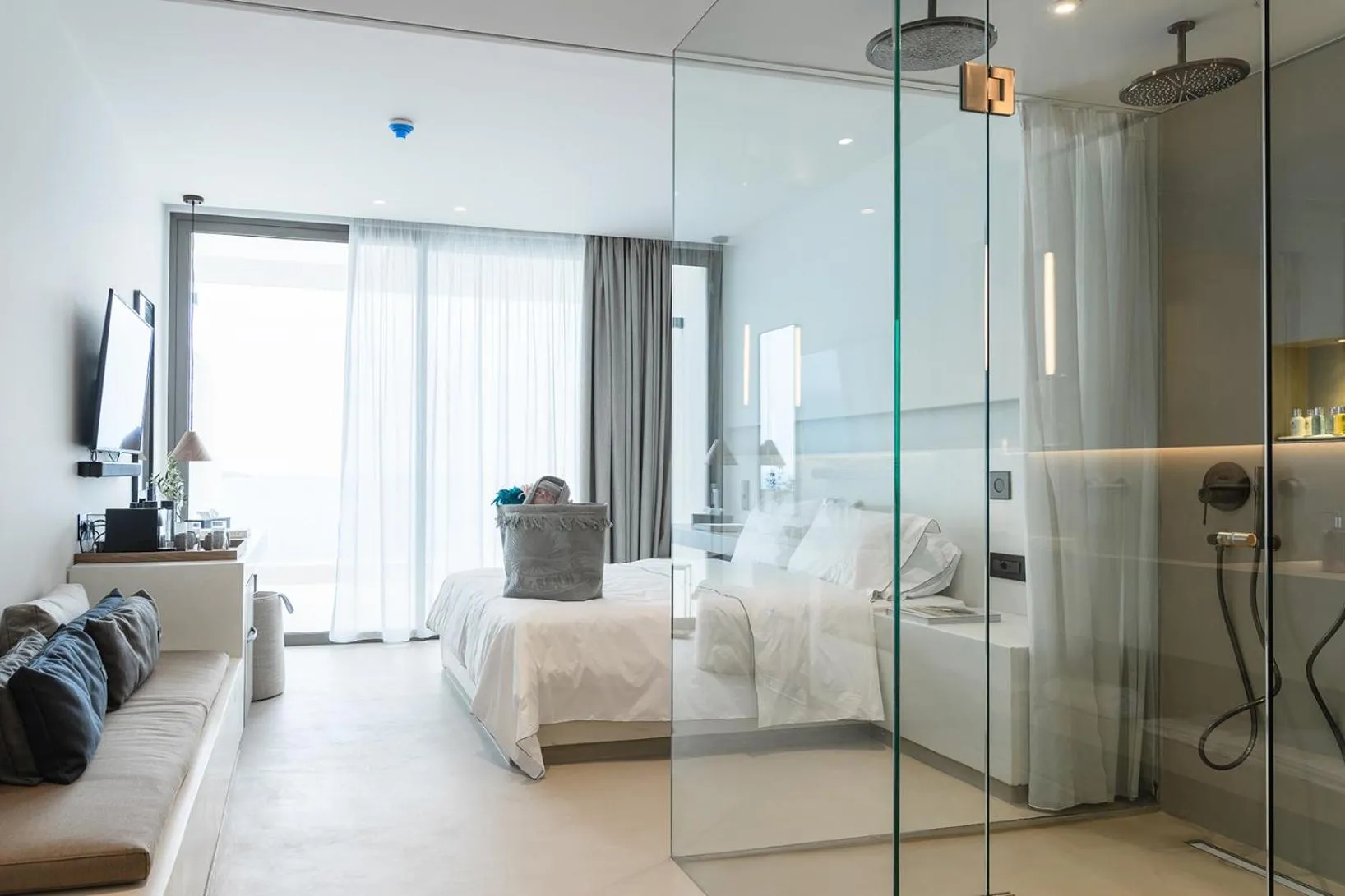 Bed in Domes White Coast Milos, Adults Only