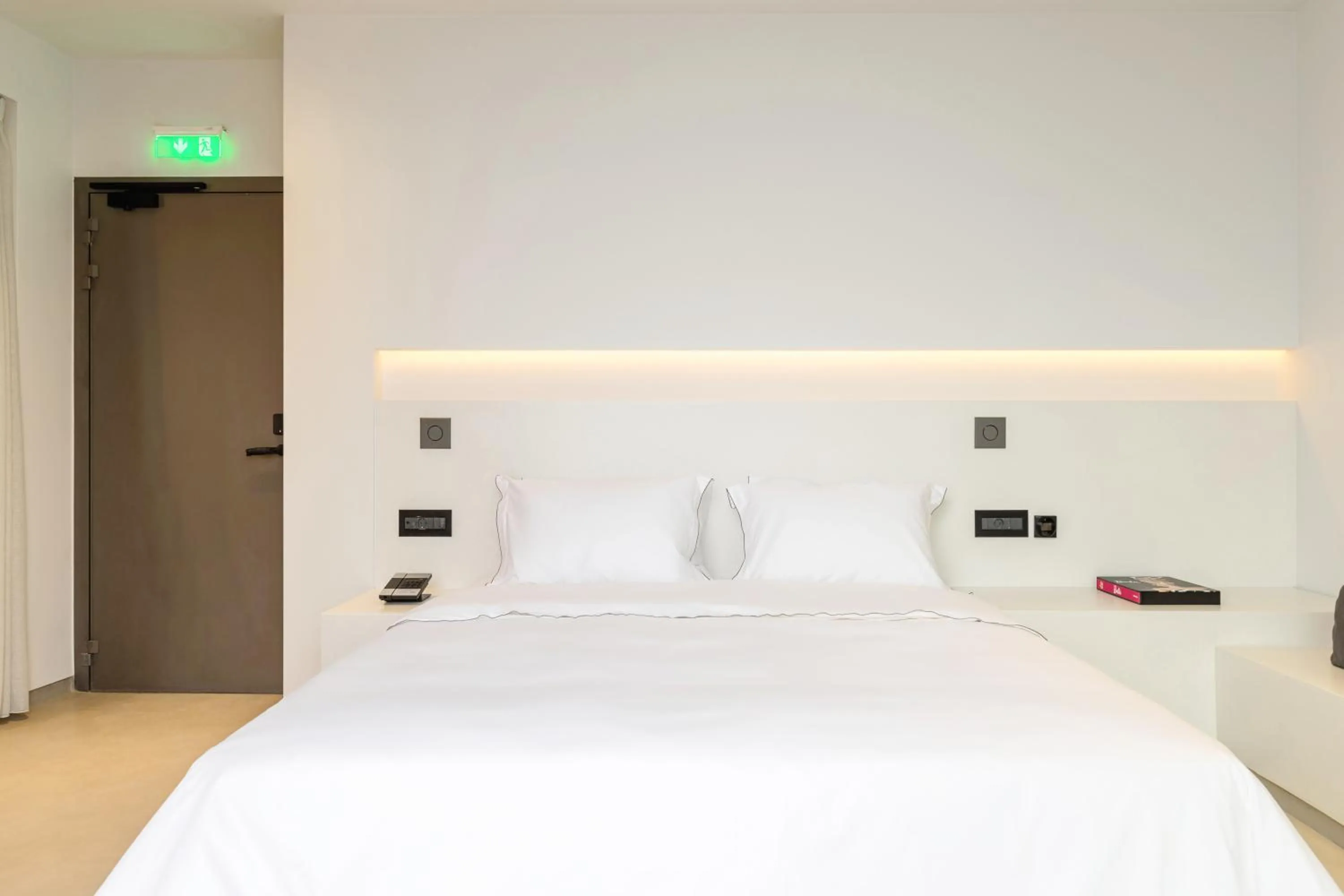 Bed in Domes White Coast Milos, Adults Only