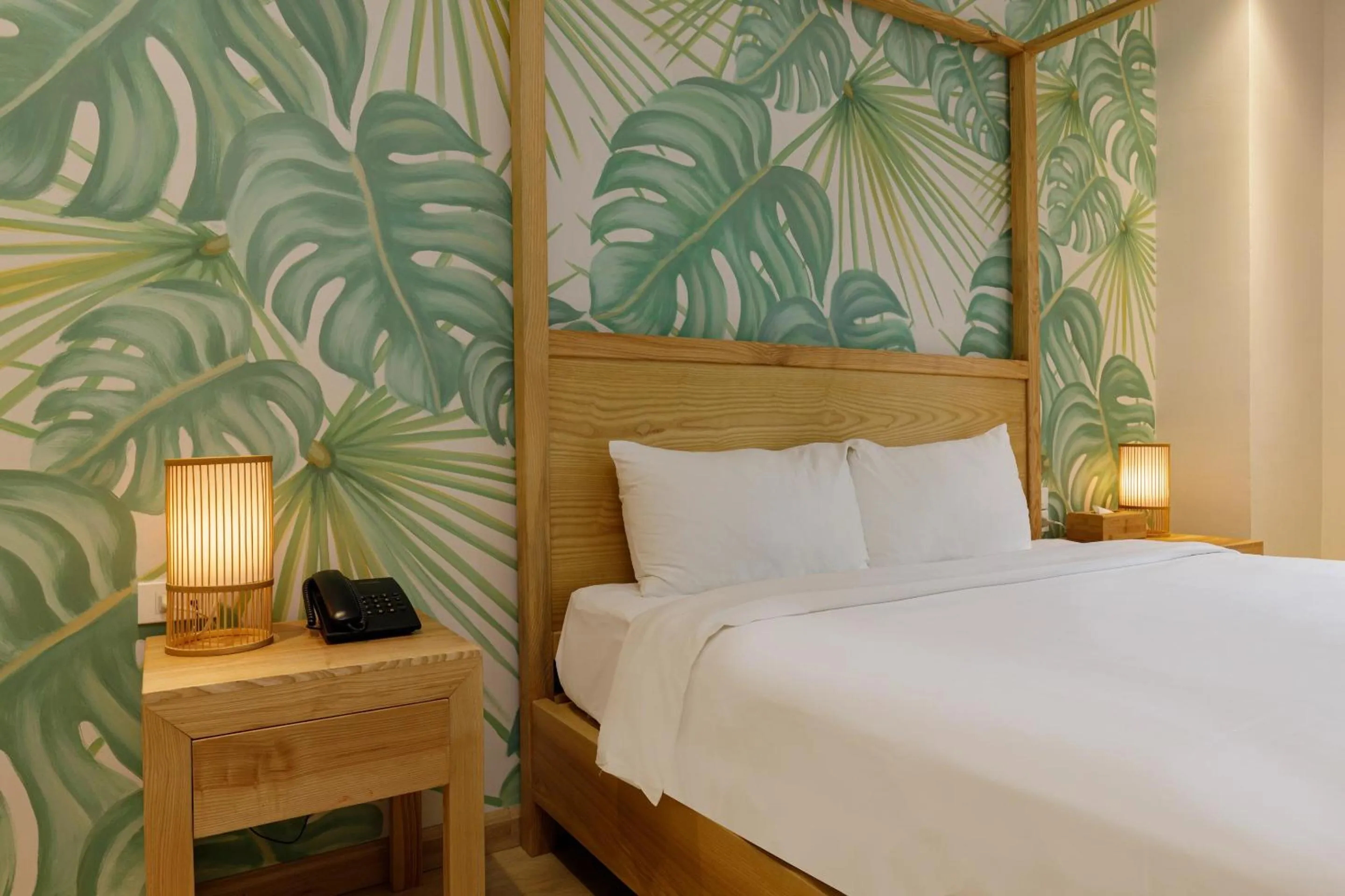 Bedroom, Bed in Super OYO Capital O 1169 Le Grand Hanoi Hotel - The Charm